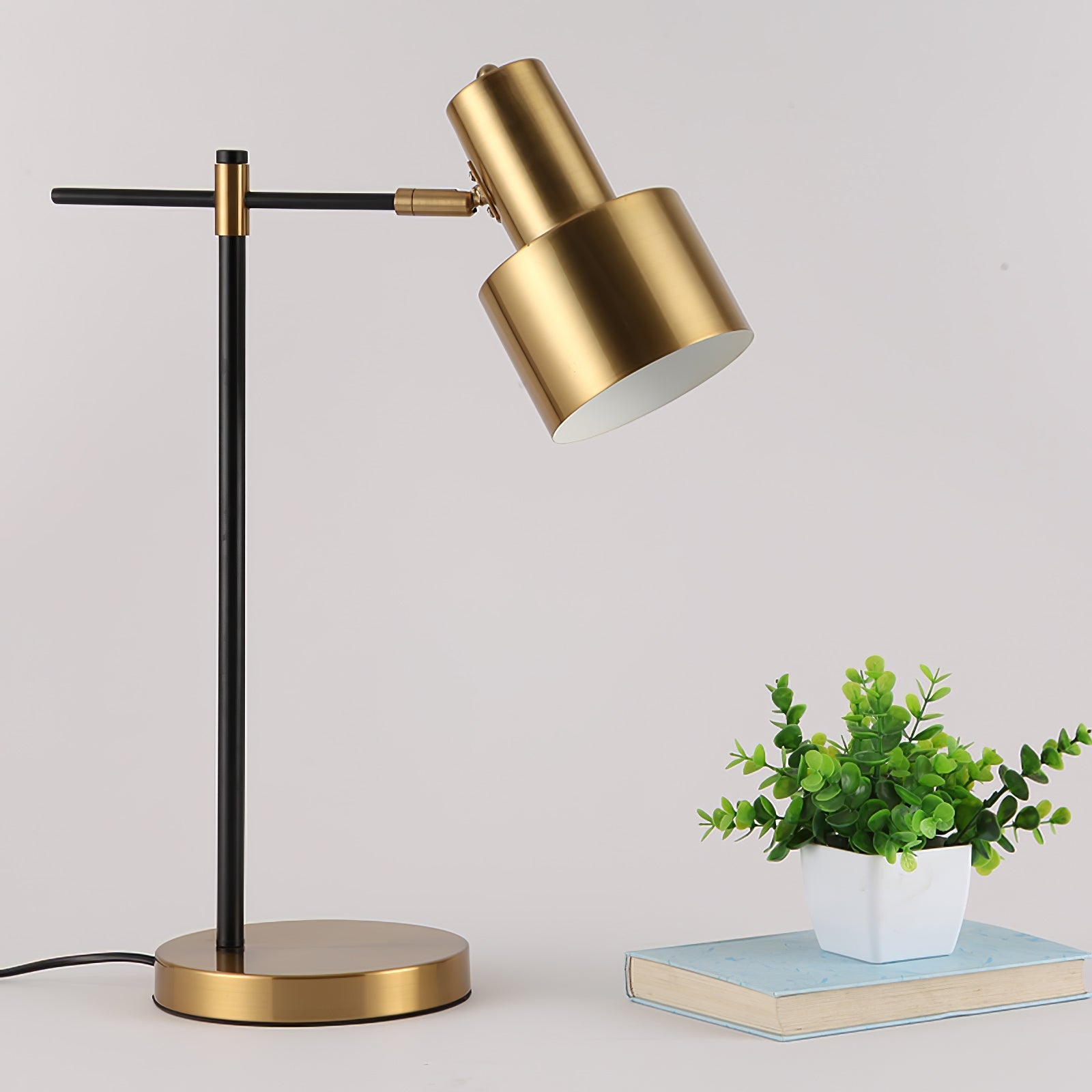 David Modern Metal Table Lamp - Blowlighting