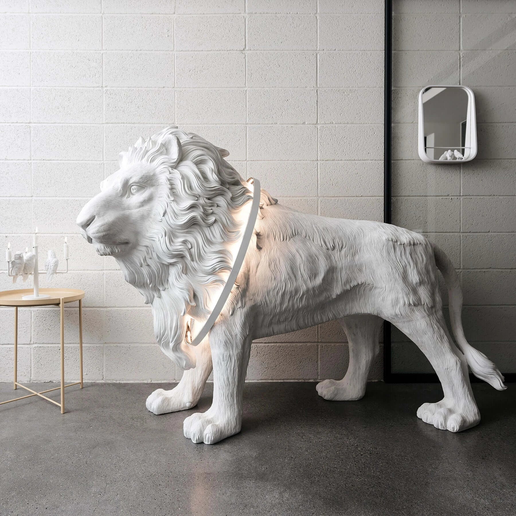 Ivsorila Lion Sculpture Floor Lamp - Blowlighting