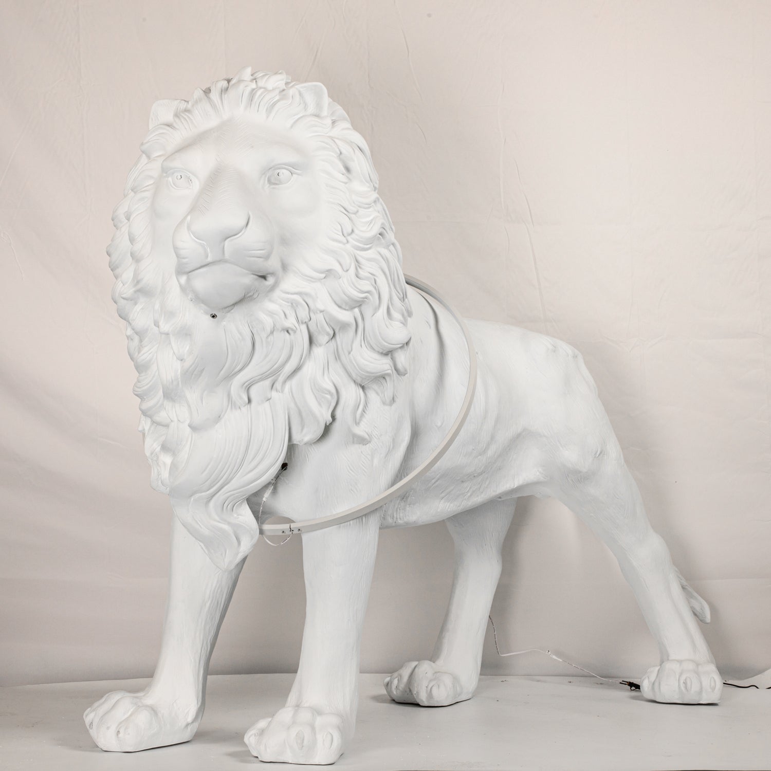 Ivsorila Lion Sculpture Floor Lamp - Blowlighting