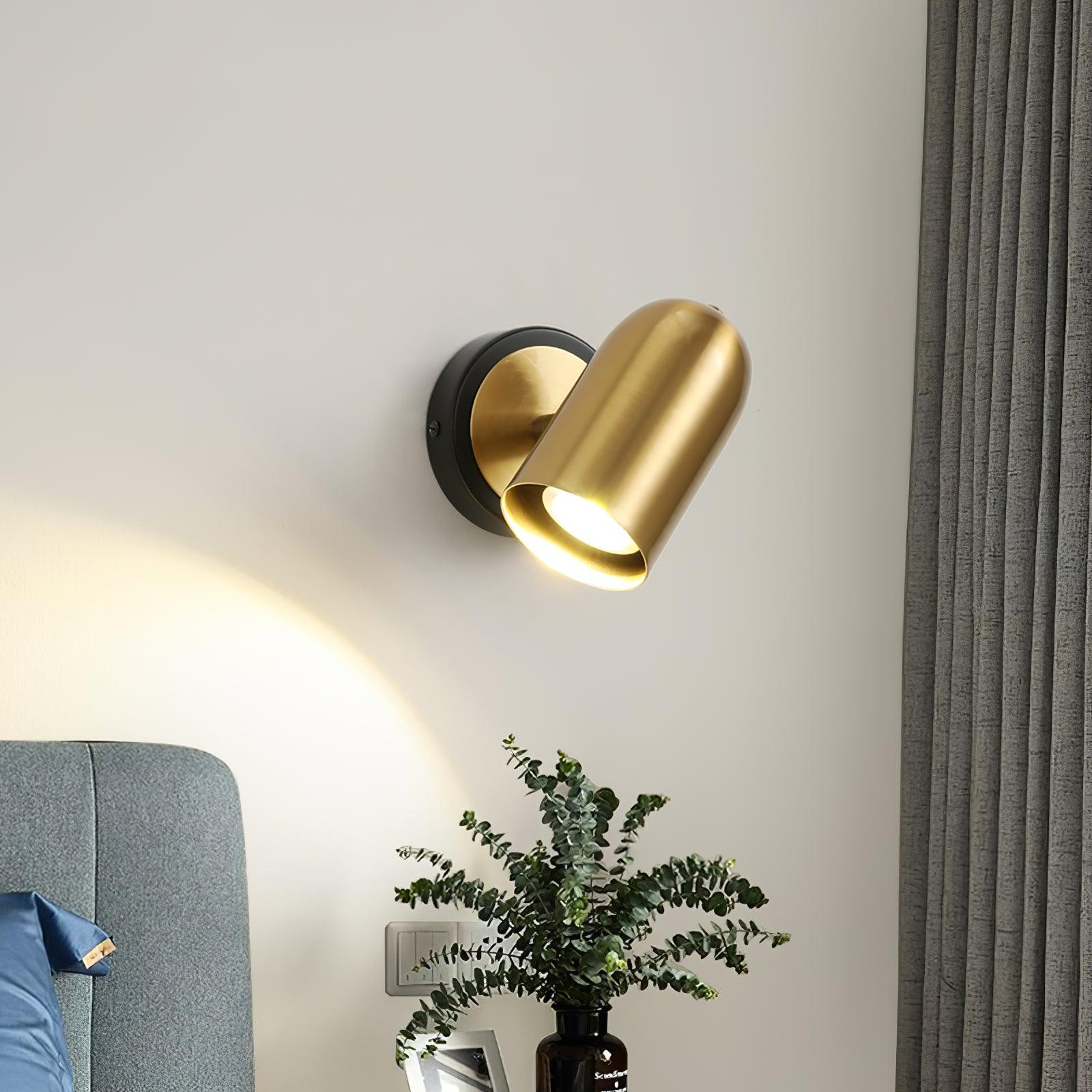 Leonardo Gold Wall Lamp - Blowlighting
