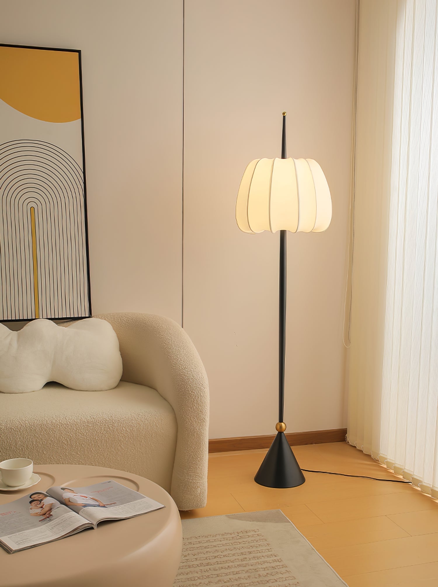 Liana Floor Lamp - Blowlighting