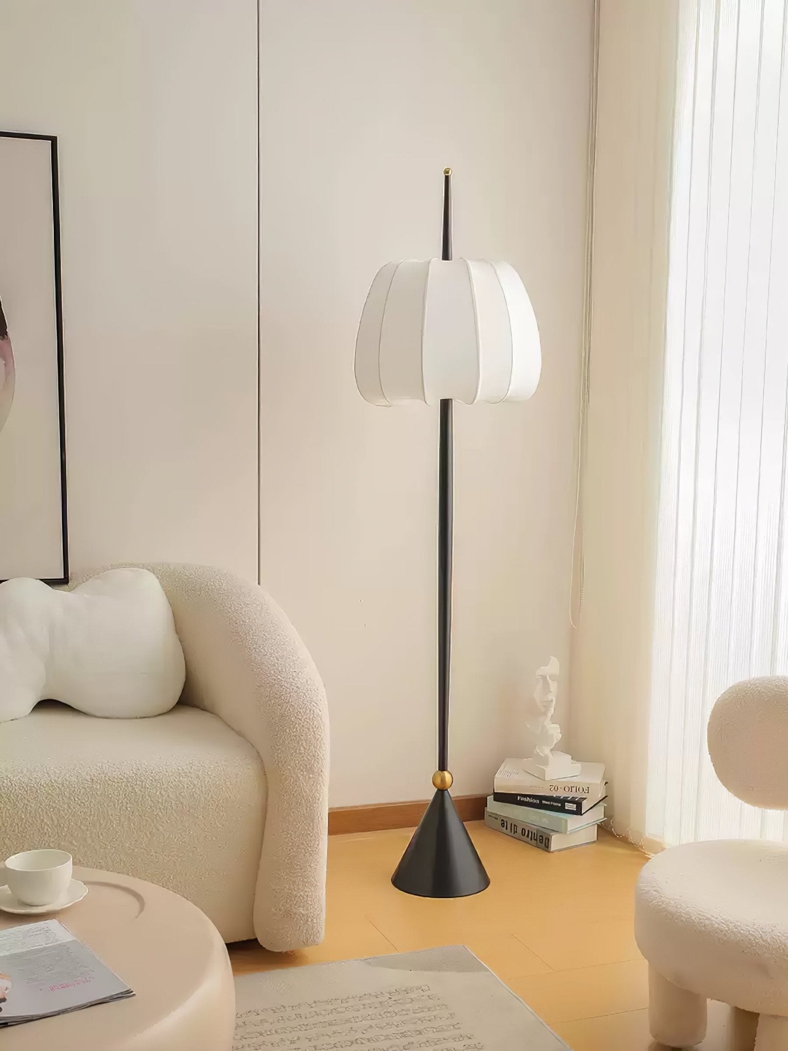 Liana Floor Lamp - Blowlighting