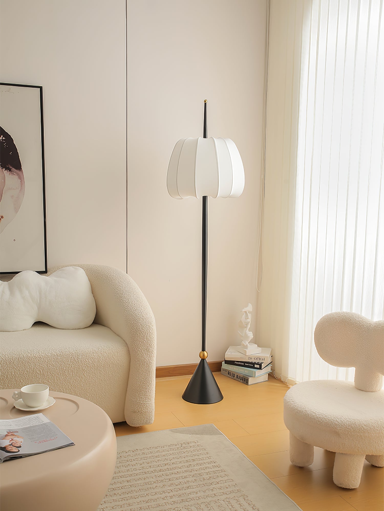 Liana Floor Lamp - Blowlighting