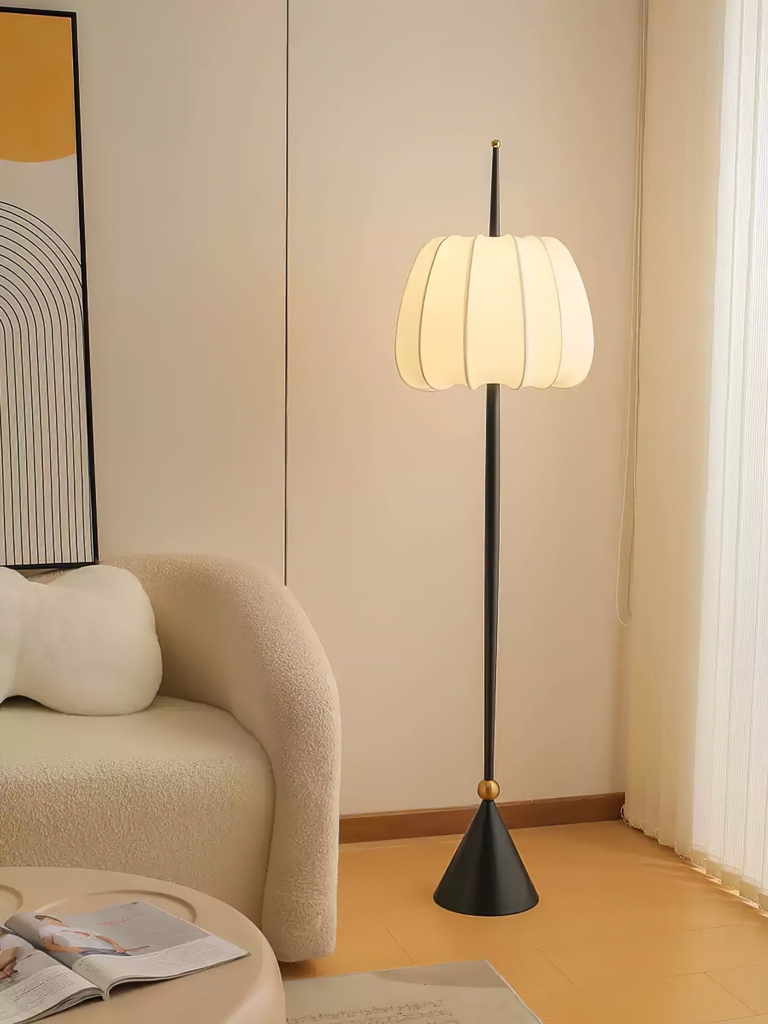 Liana Floor Lamp - Blowlighting