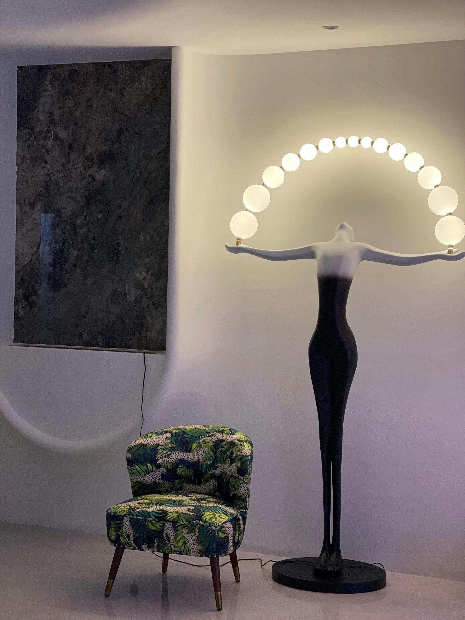 Luminara Gradient Sculptural Floor Lamp - Blowlighting