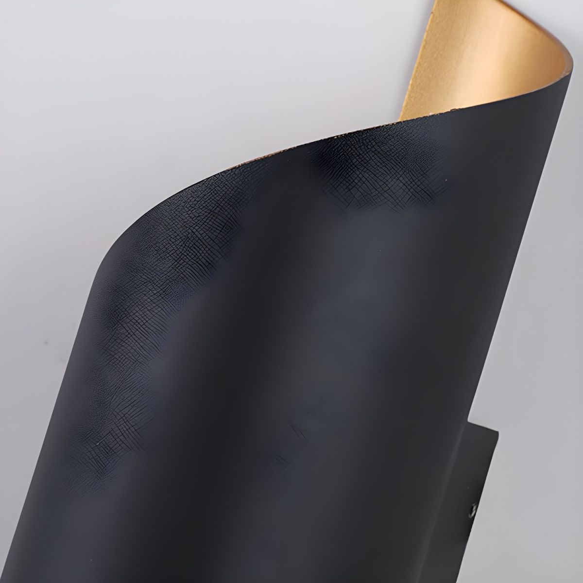 Lila Wall Lamp - Blowlighting