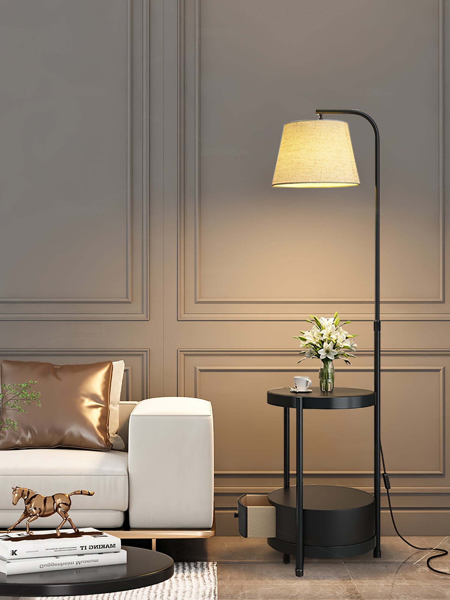 Lilah Floor Lamp - Blowlighting