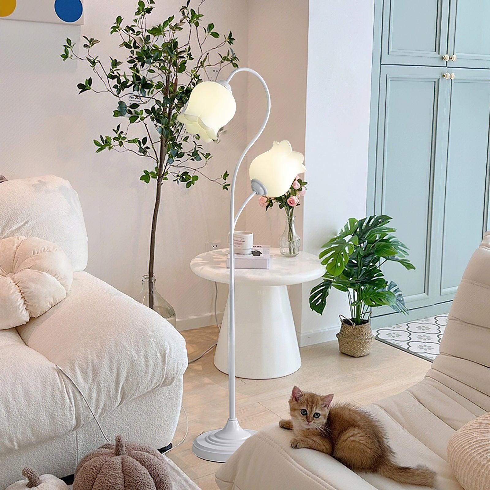 Lilium Floor Lamp - Blowlighting