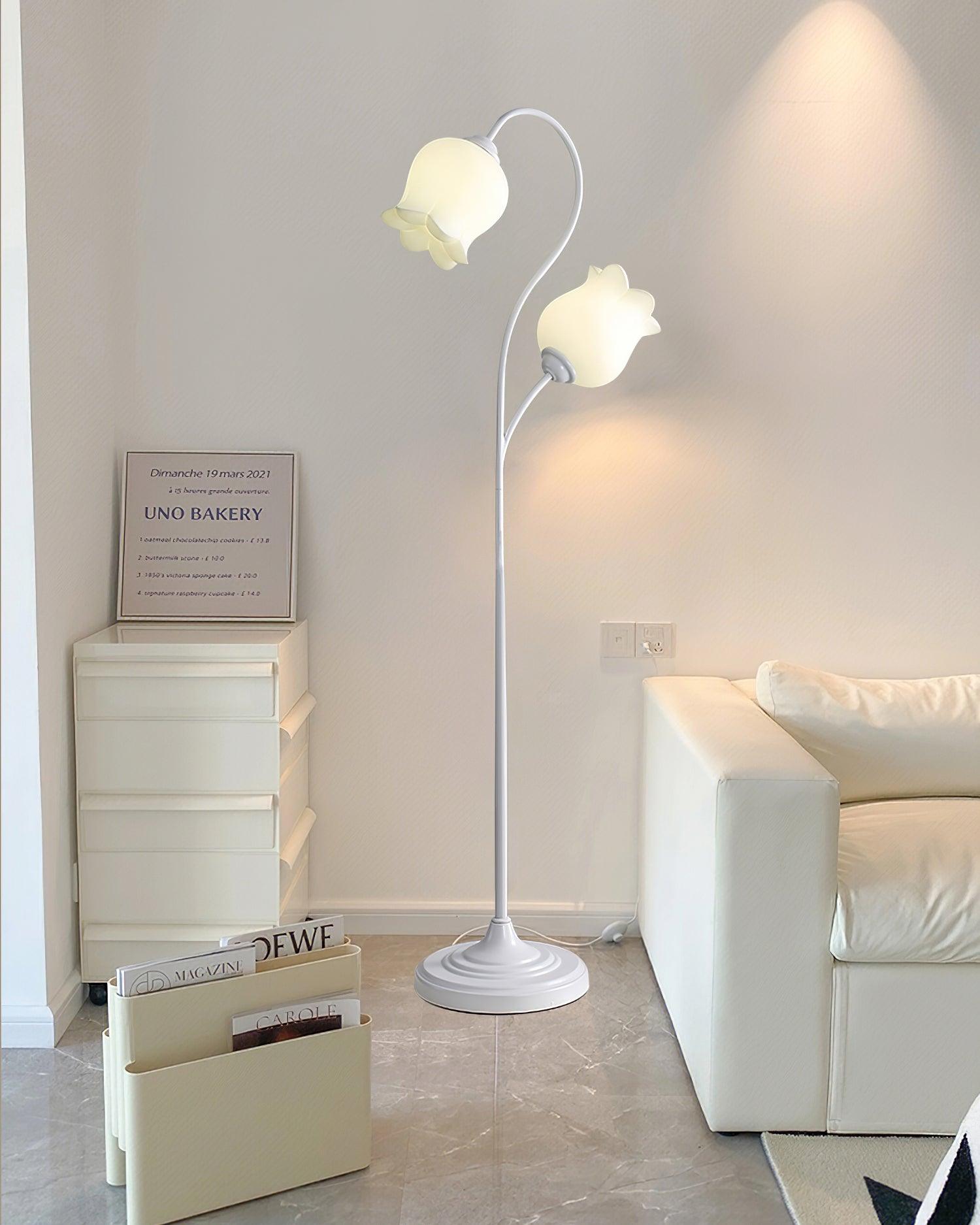 Lilium Floor Lamp - Blowlighting