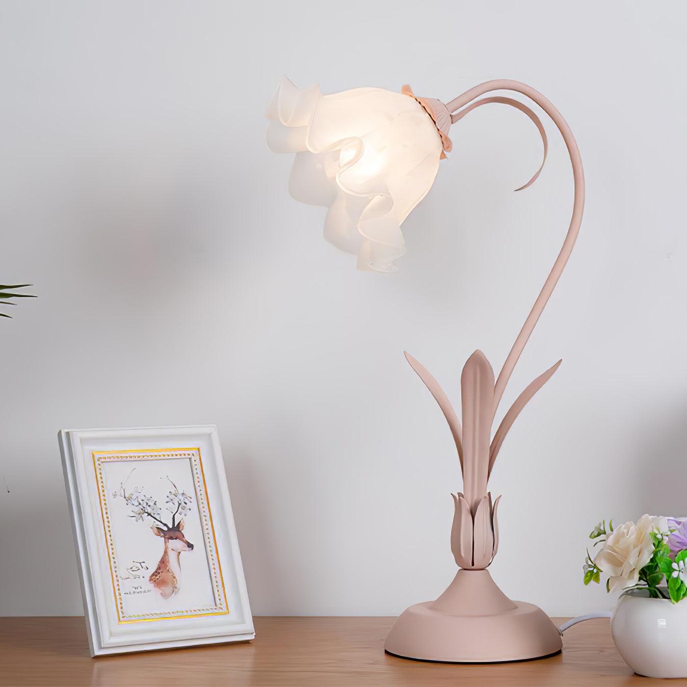 Lily of the Valley Table Lamp - Blowlighting