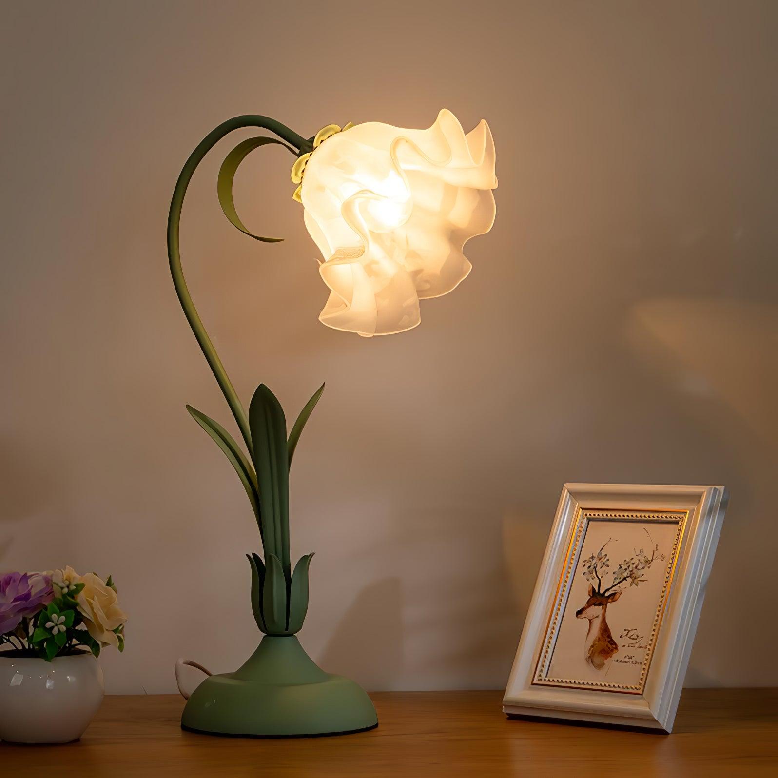 Lily of the Valley Table Lamp - Blowlighting