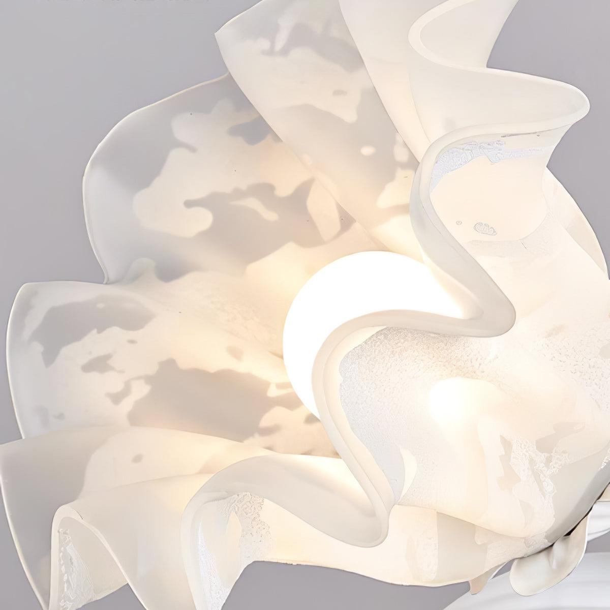Lily of the Valley Table Lamp - Blowlighting