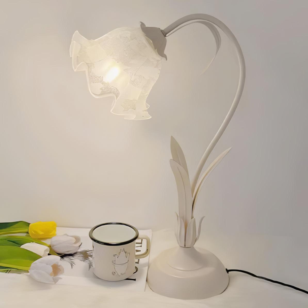 Lily of the Valley Table Lamp - Blowlighting