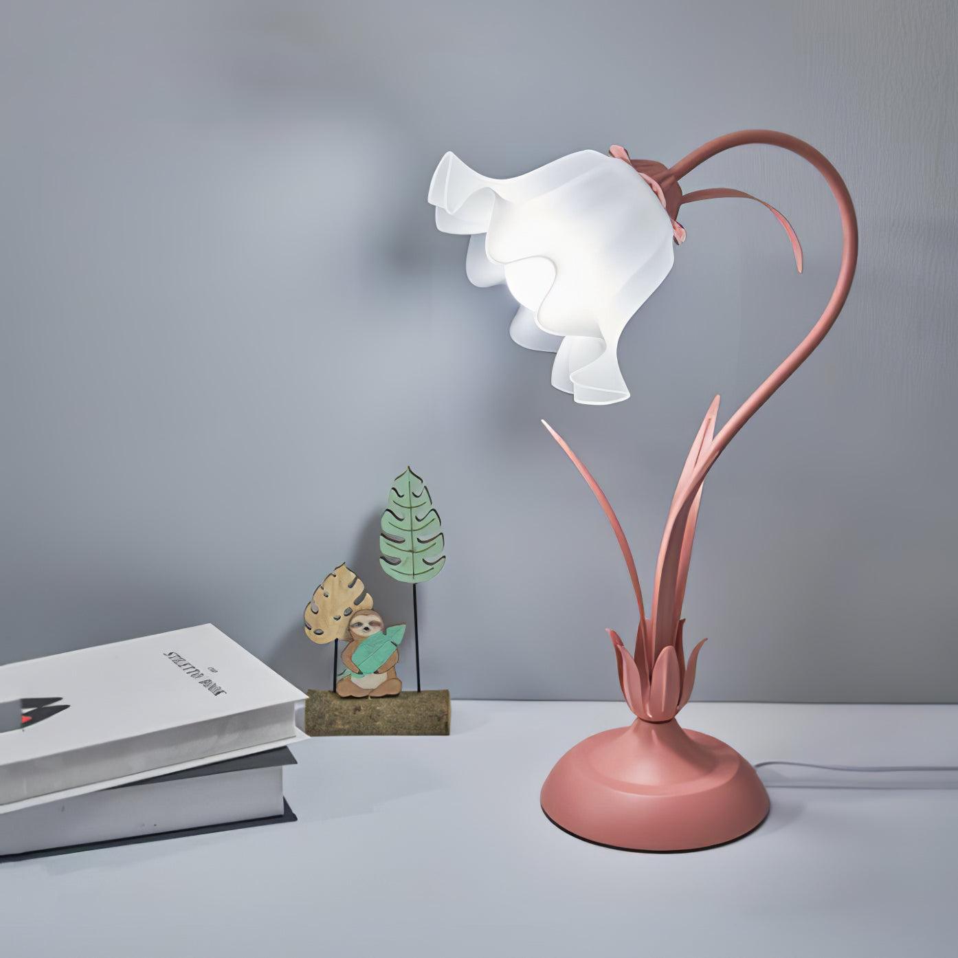 Lily of the Valley Table Lamp - Blowlighting