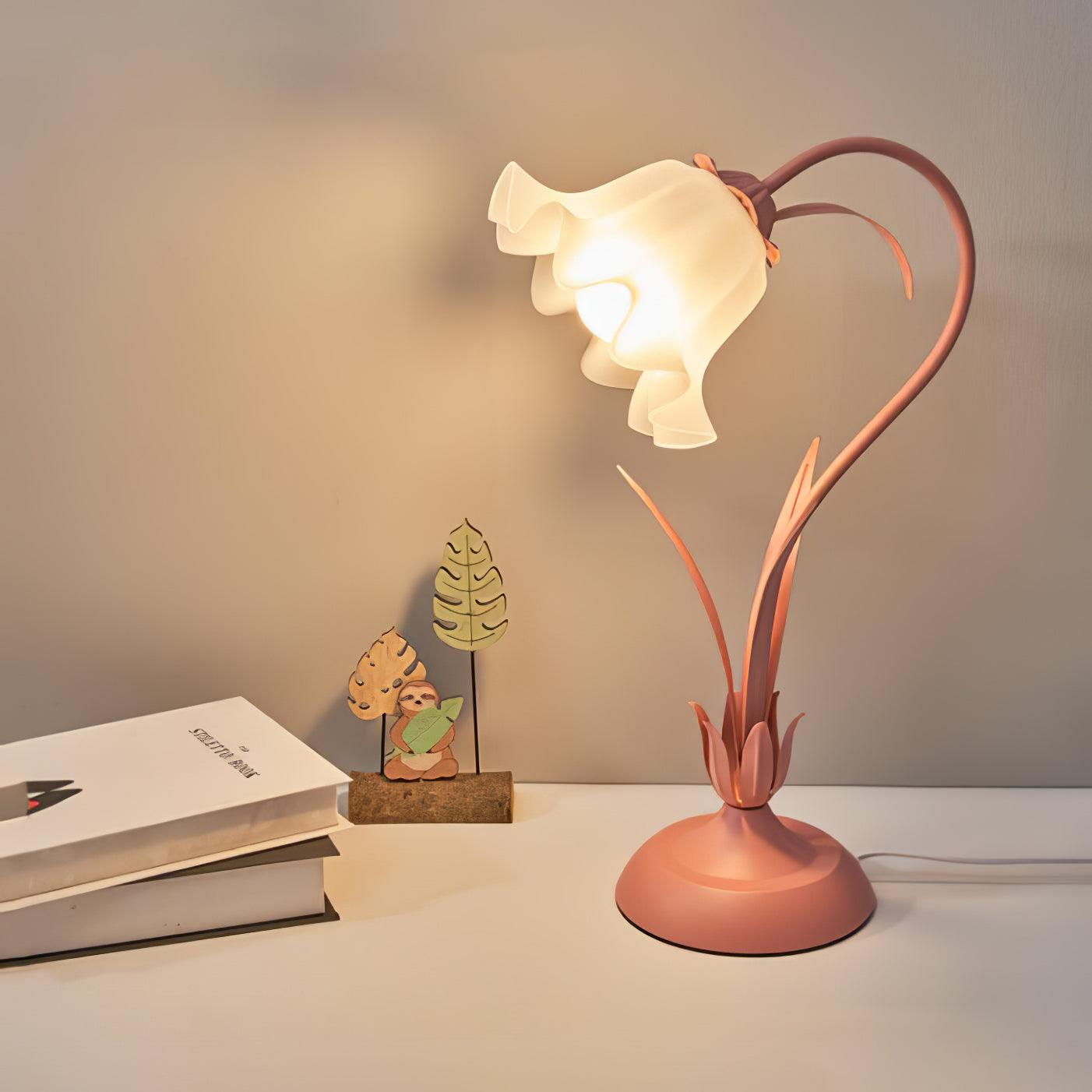 Lily of the Valley Table Lamp - Blowlighting