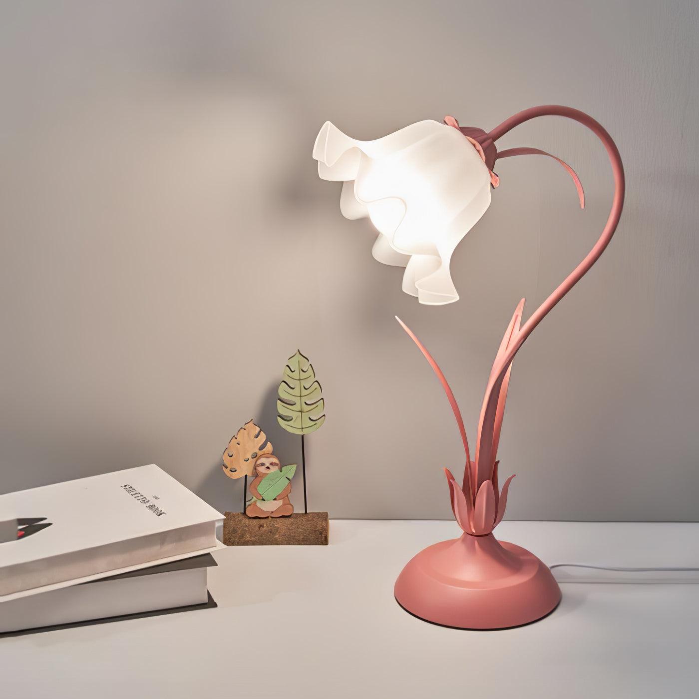 Lily of the Valley Table Lamp - Blowlighting