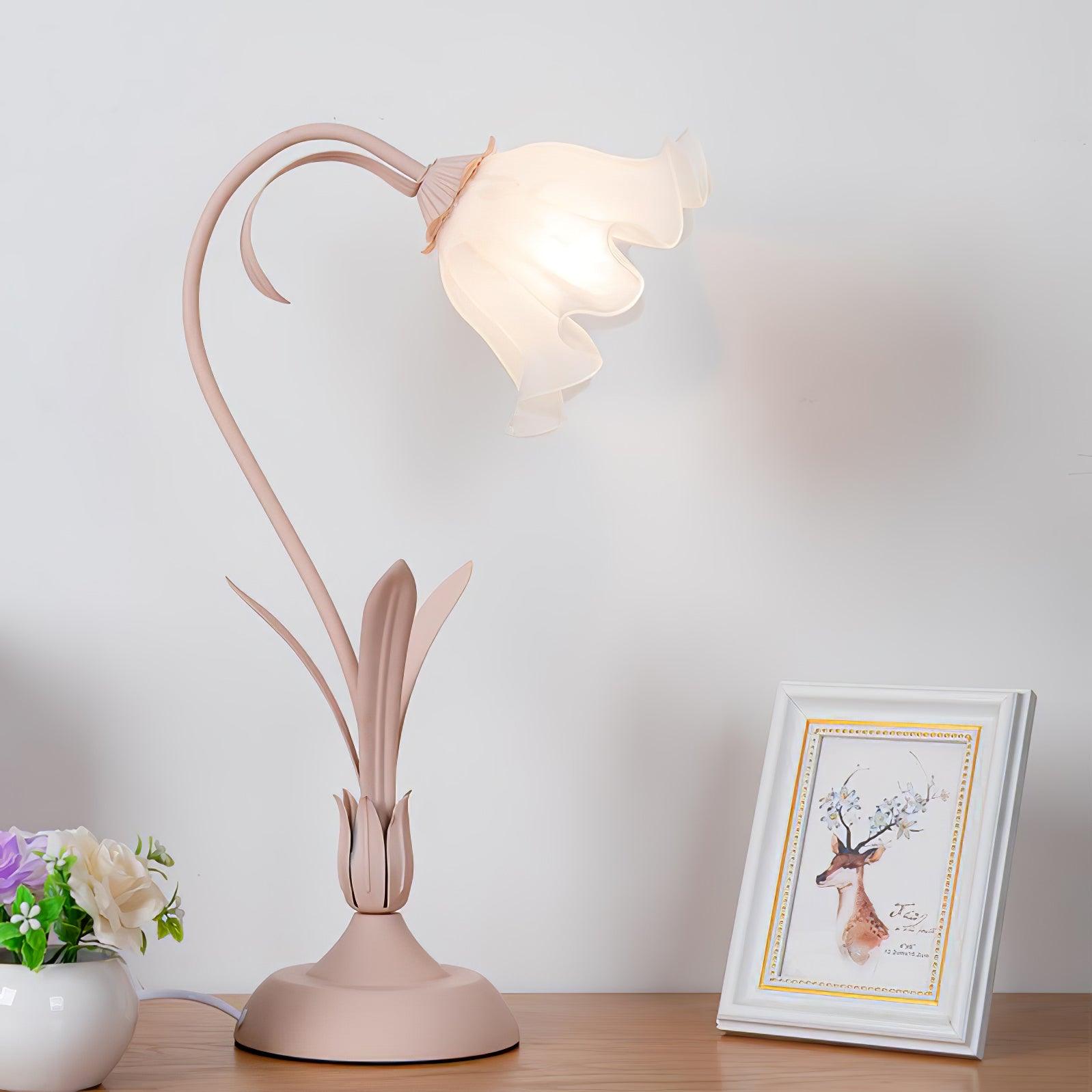 Lily of the Valley Table Lamp - Blowlighting