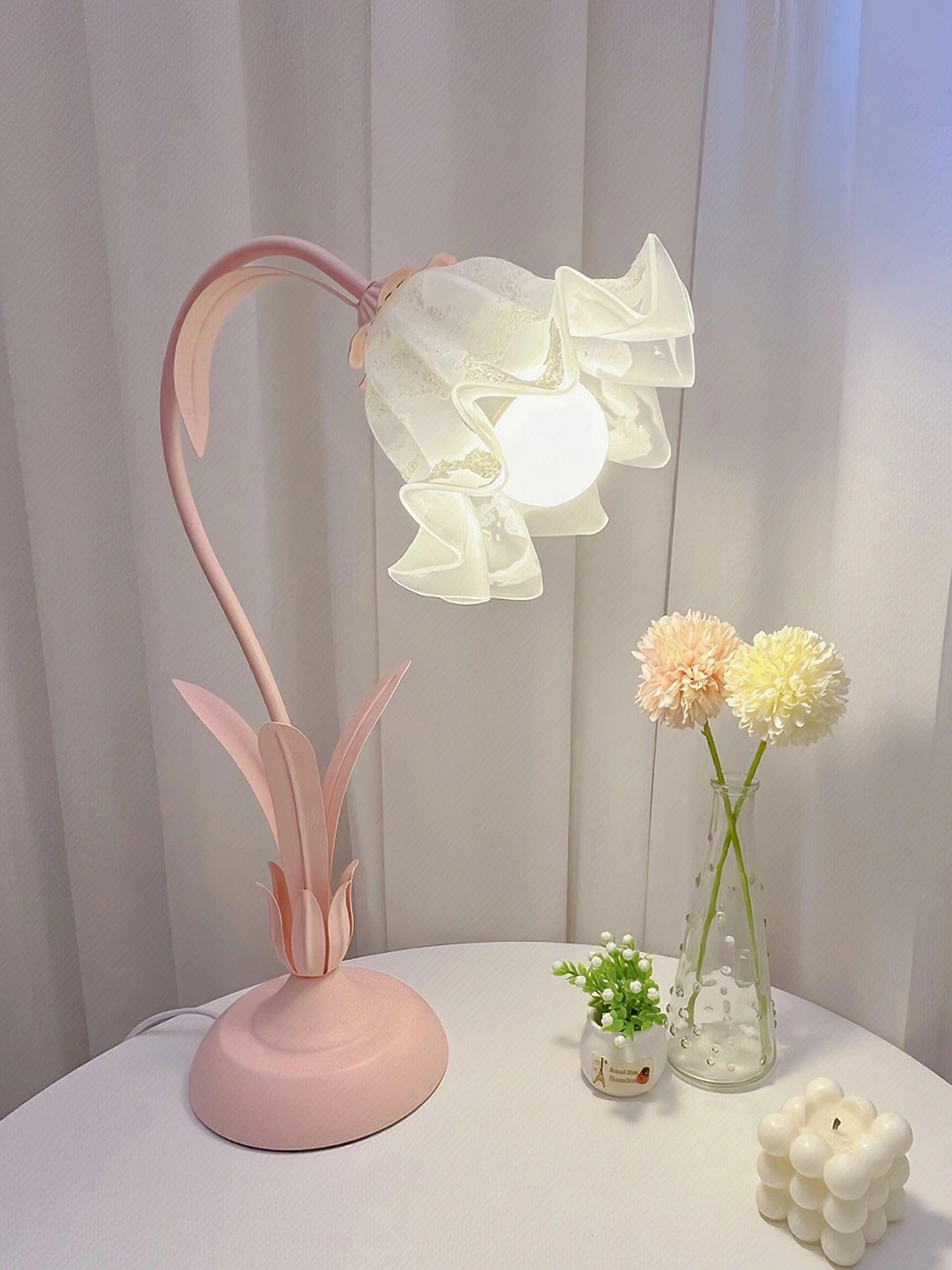 Lily of the Valley Table Lamp - Blowlighting