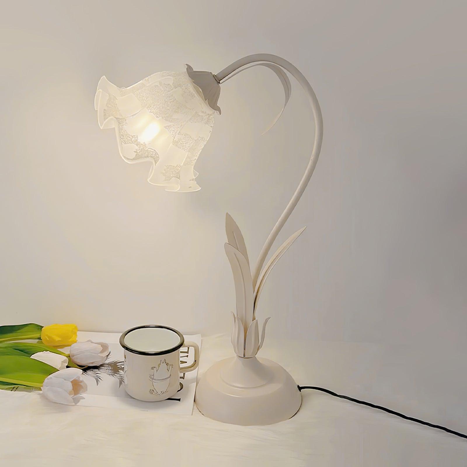 Lily of the Valley Table Lamp - Blowlighting
