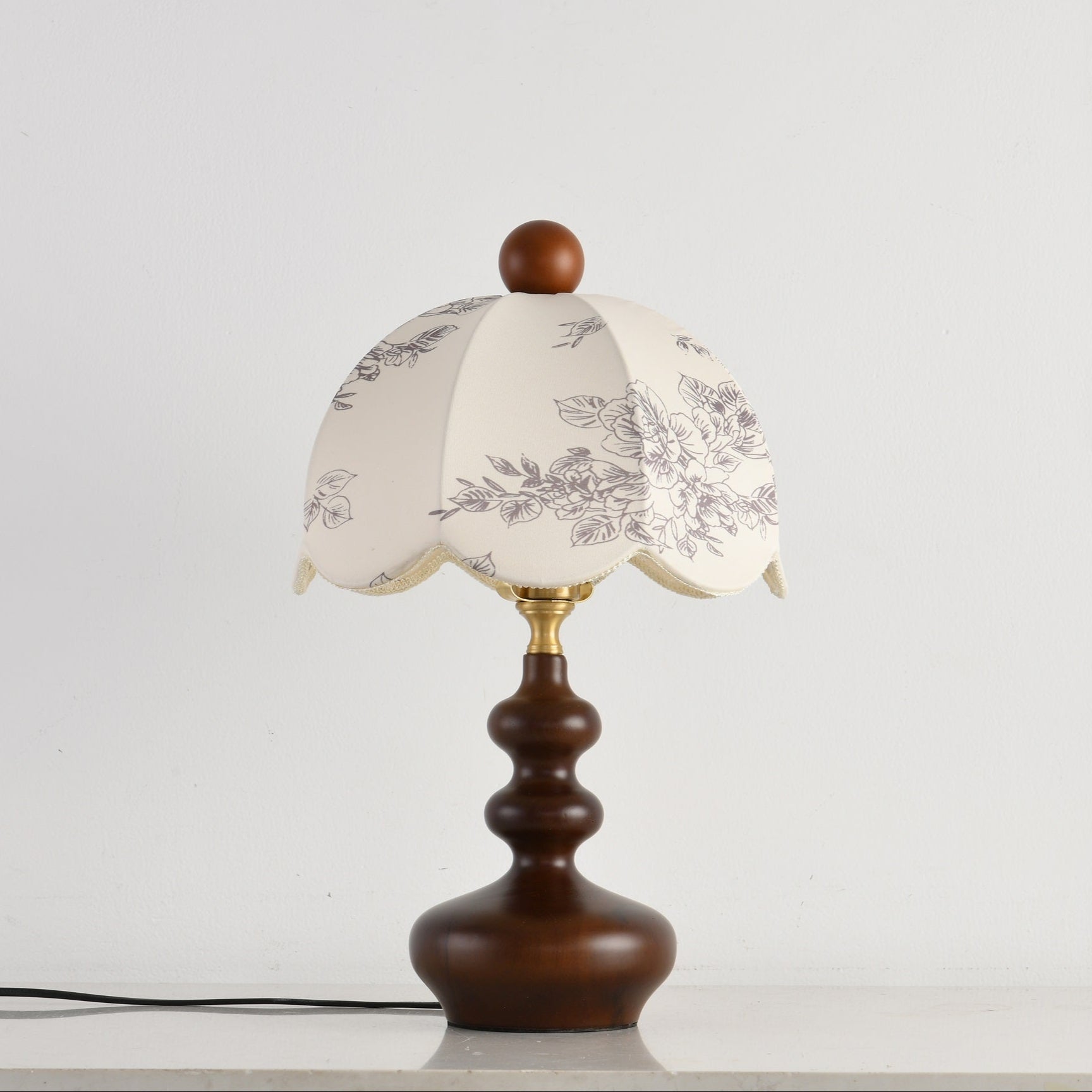 Clara Vintage Metal Table Lamp - Blowlighting