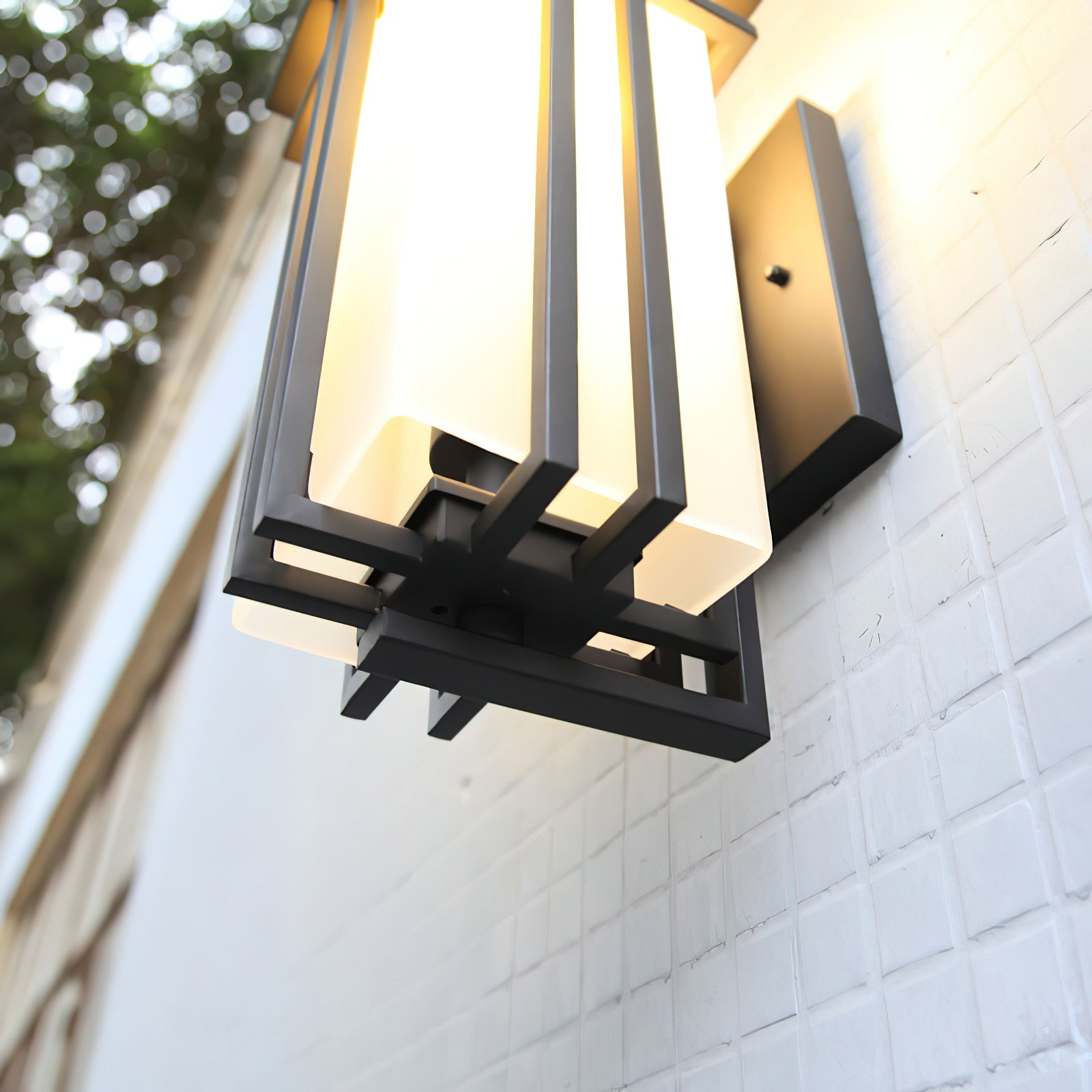 Linden Outdoor Wall Lamp - Blowlighting
