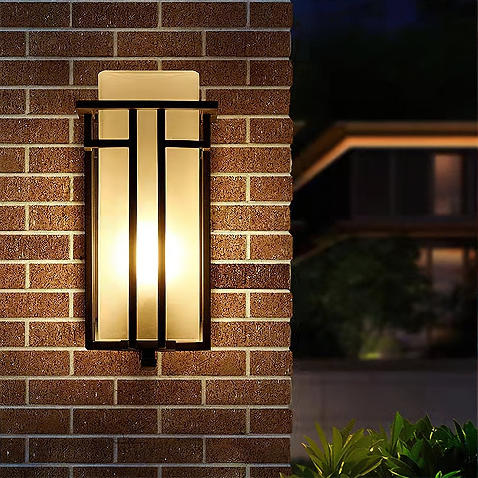 Linden Outdoor Wall Lamp - Blowlighting