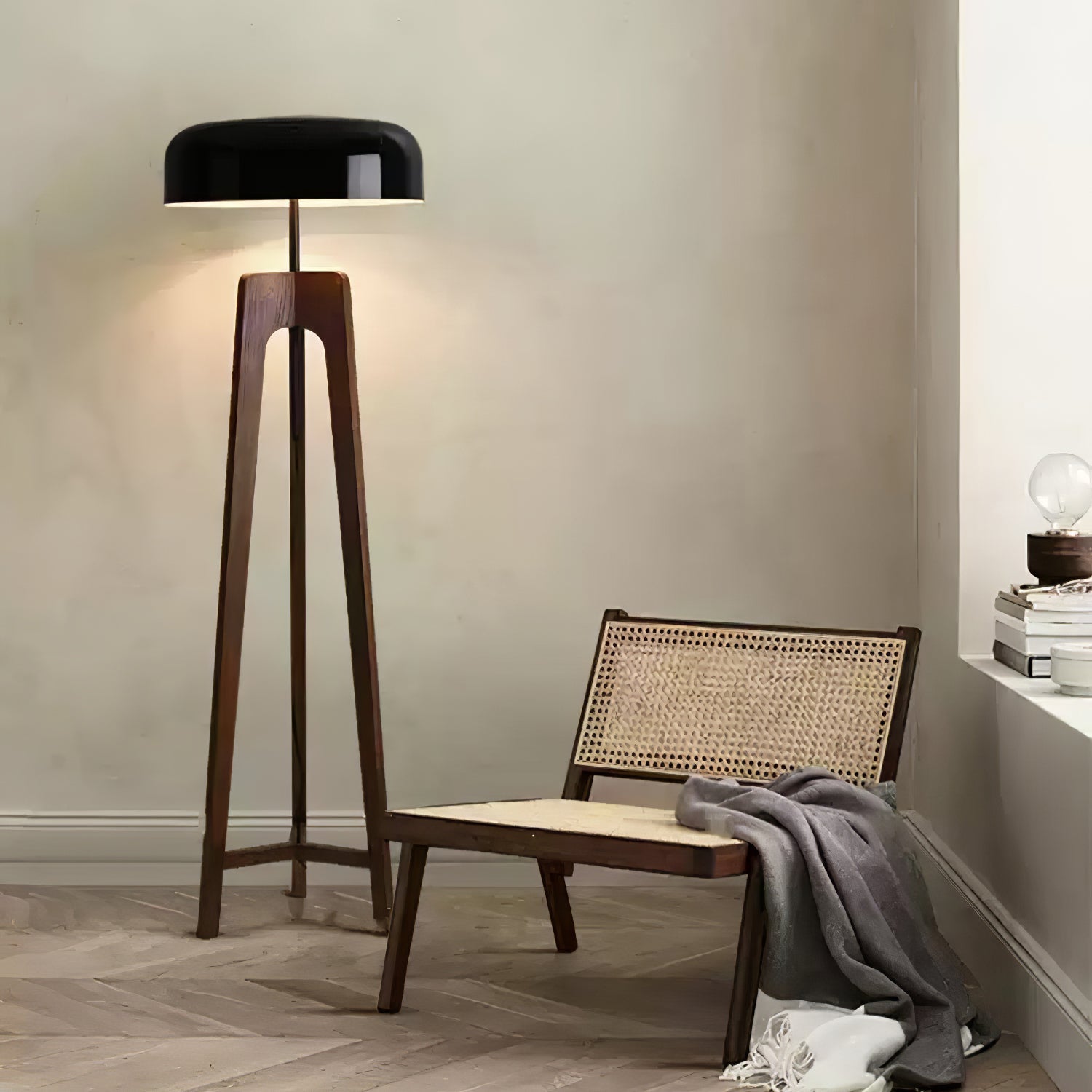 Linea Floor Lamp - Blowlighting