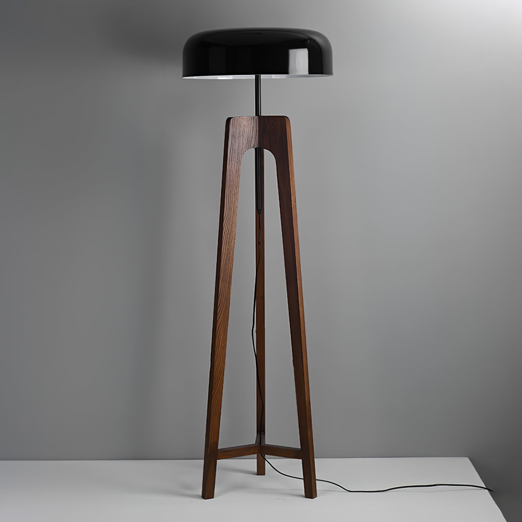 Linea Floor Lamp - Blowlighting