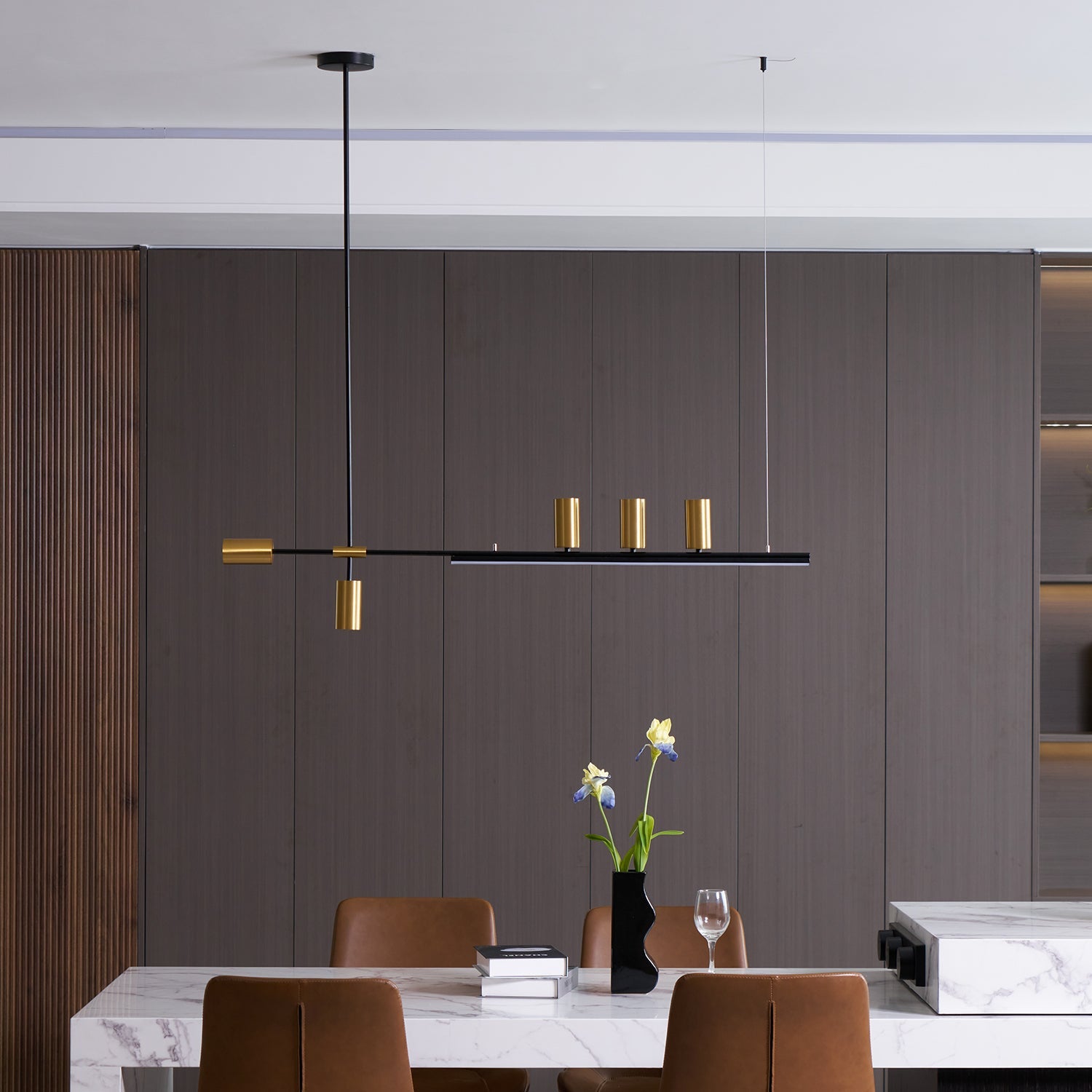 Linear Island Pendant Lamp - Blowlighting