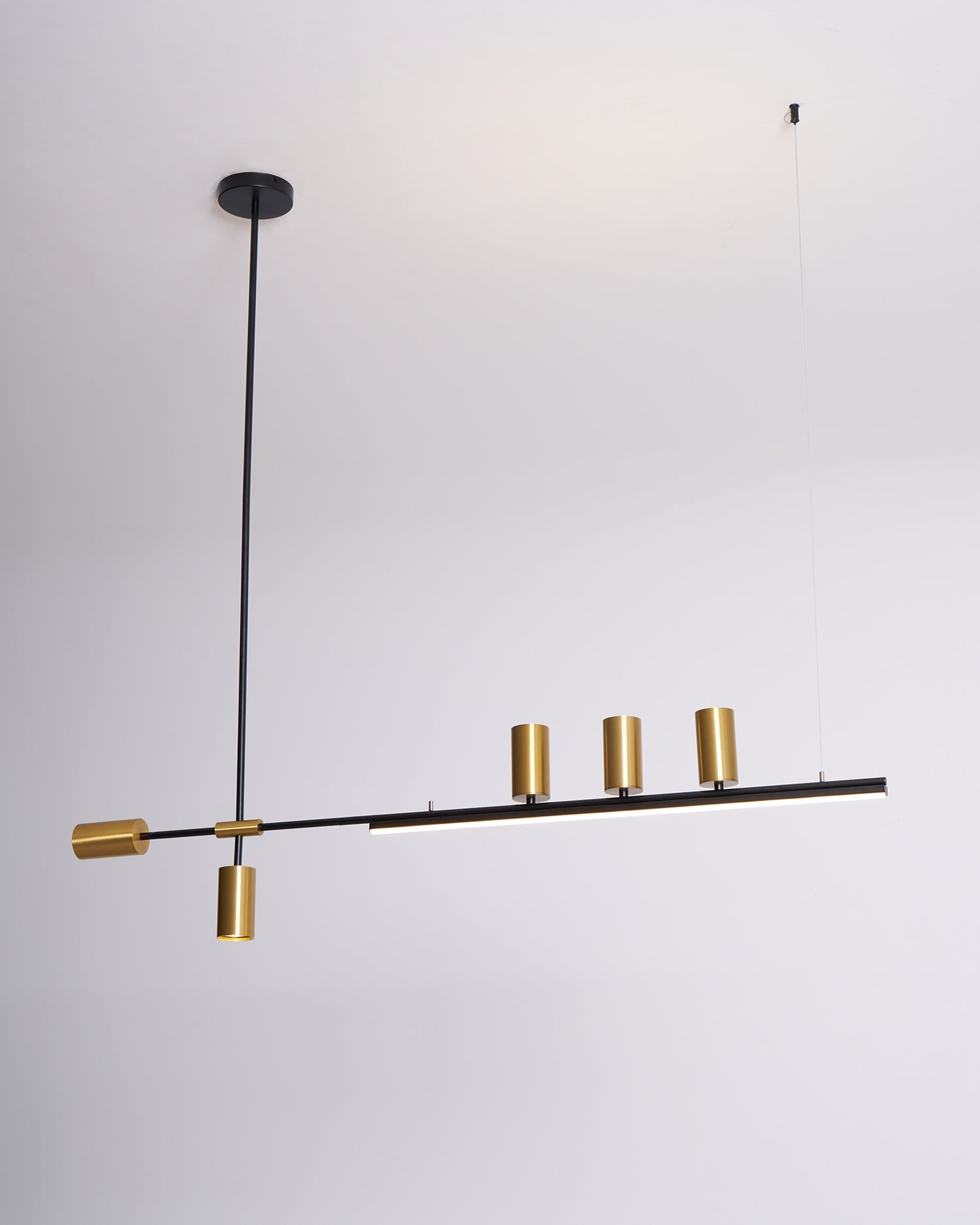 Linear Island Pendant Lamp - Blowlighting