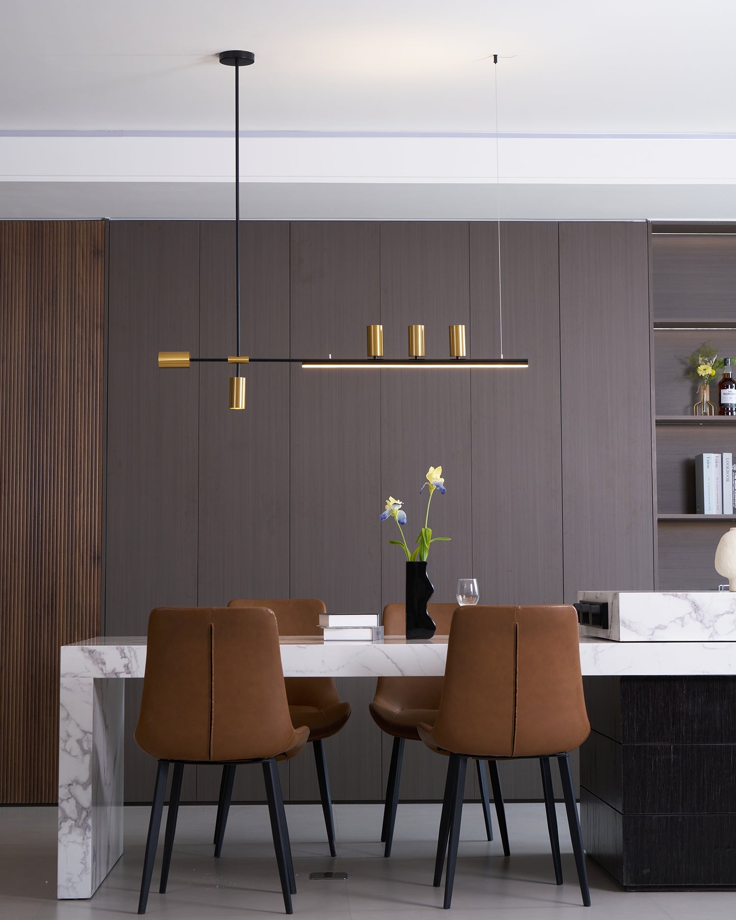 Linear Island Pendant Lamp - Blowlighting