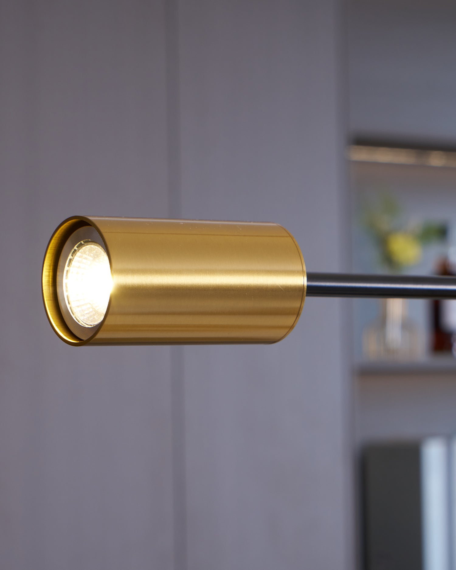 Linear Island Pendant Lamp - Blowlighting