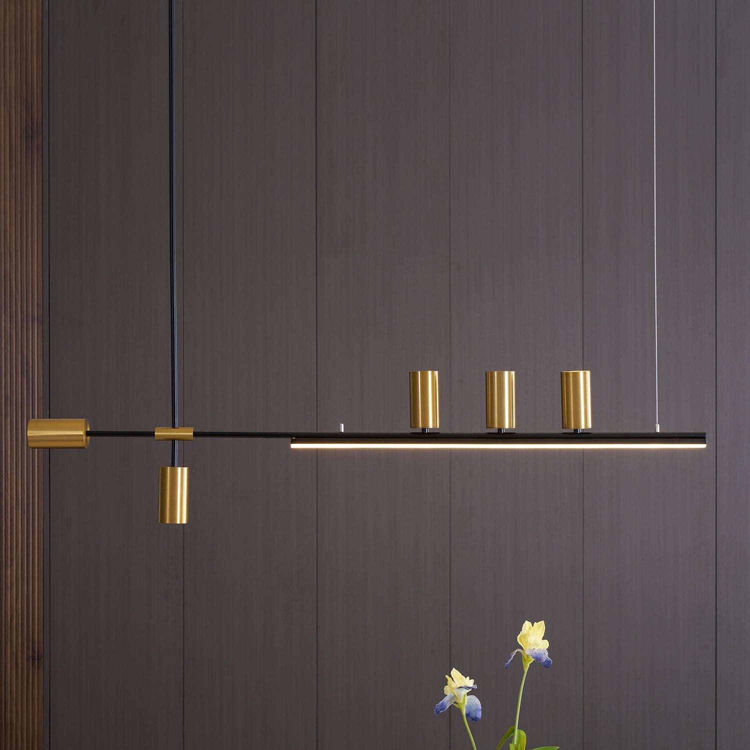 Linear Island Pendant Lamp - Blowlighting