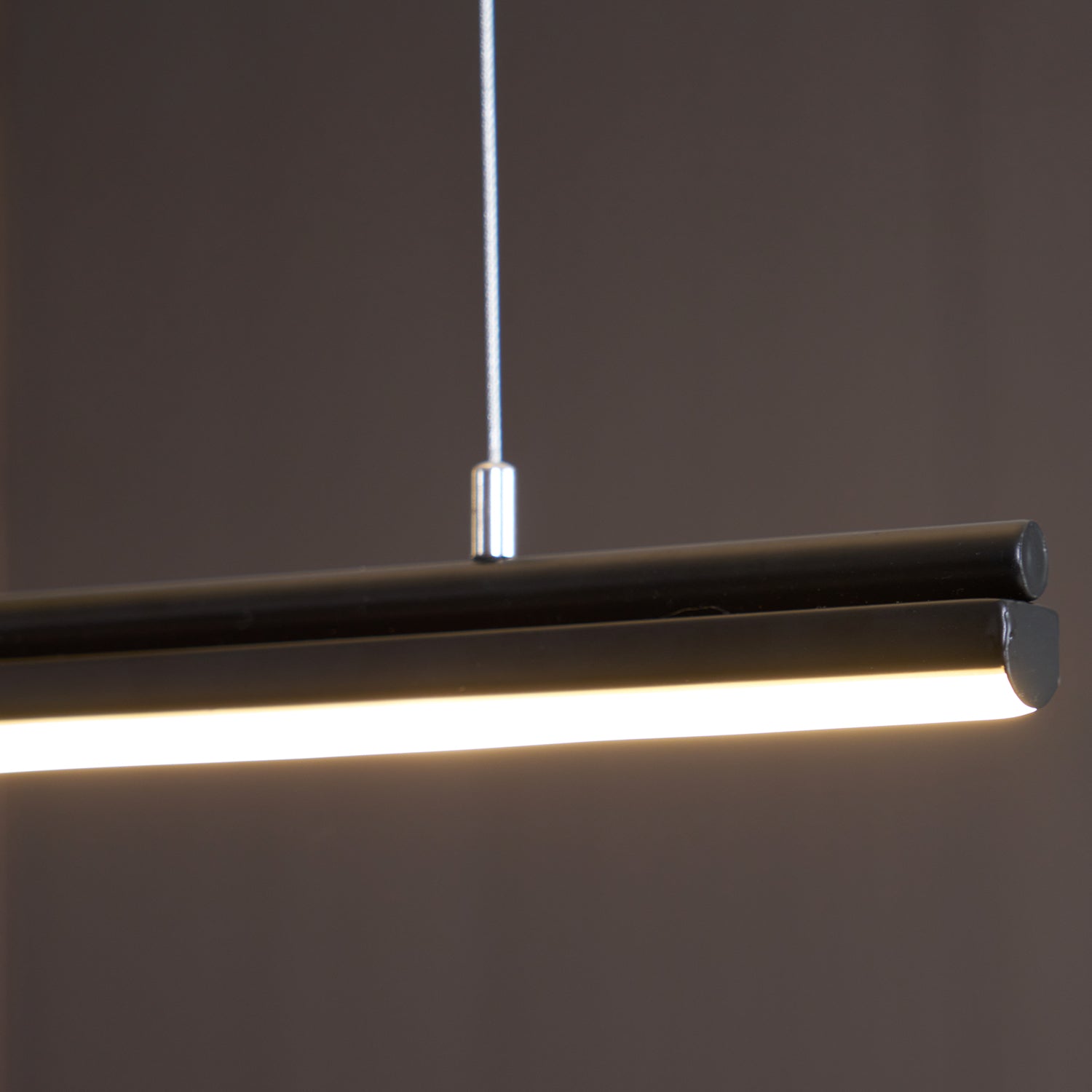 Linear Island Pendant Lamp - Blowlighting