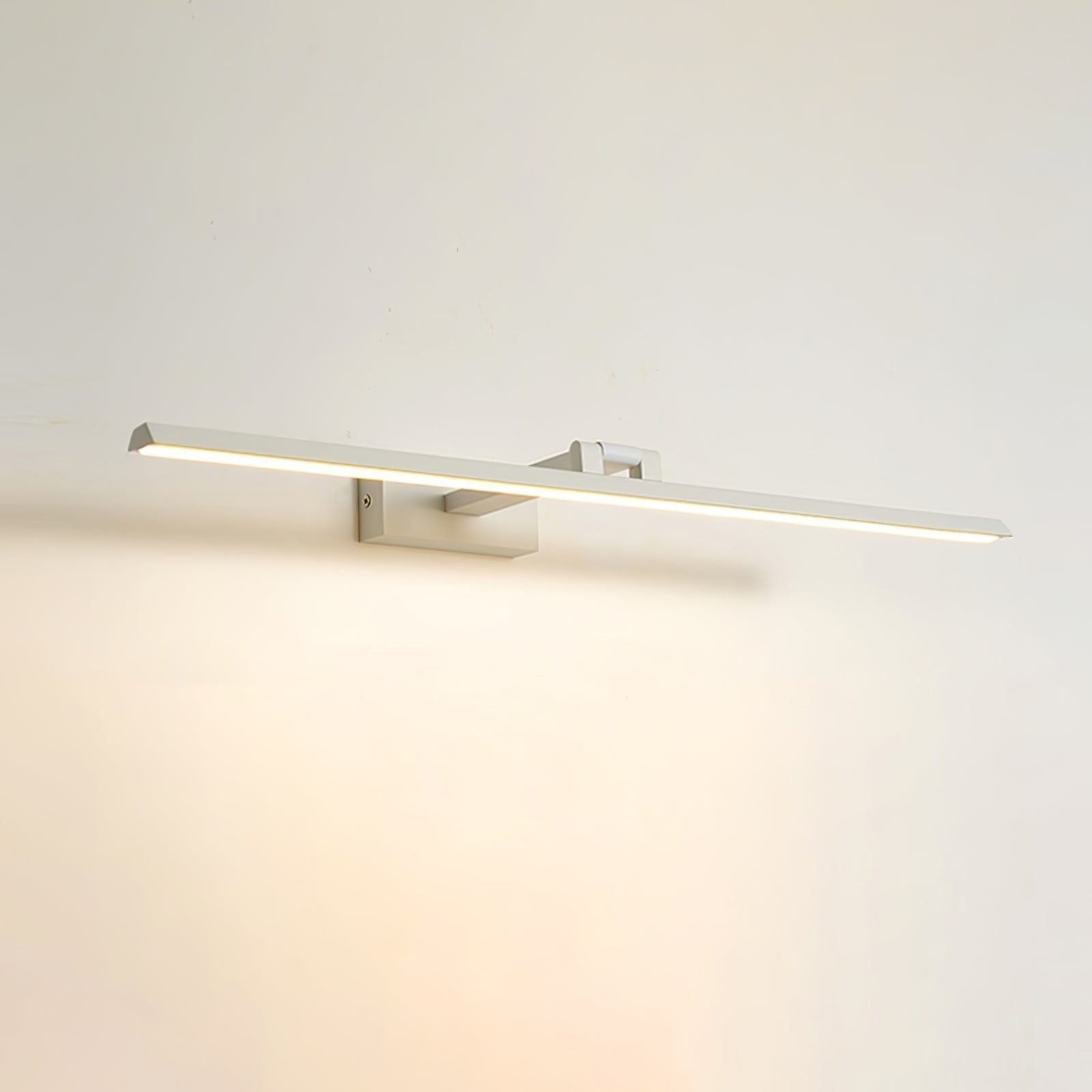 Linear Bathroom Wall Lamp - Blowlighting