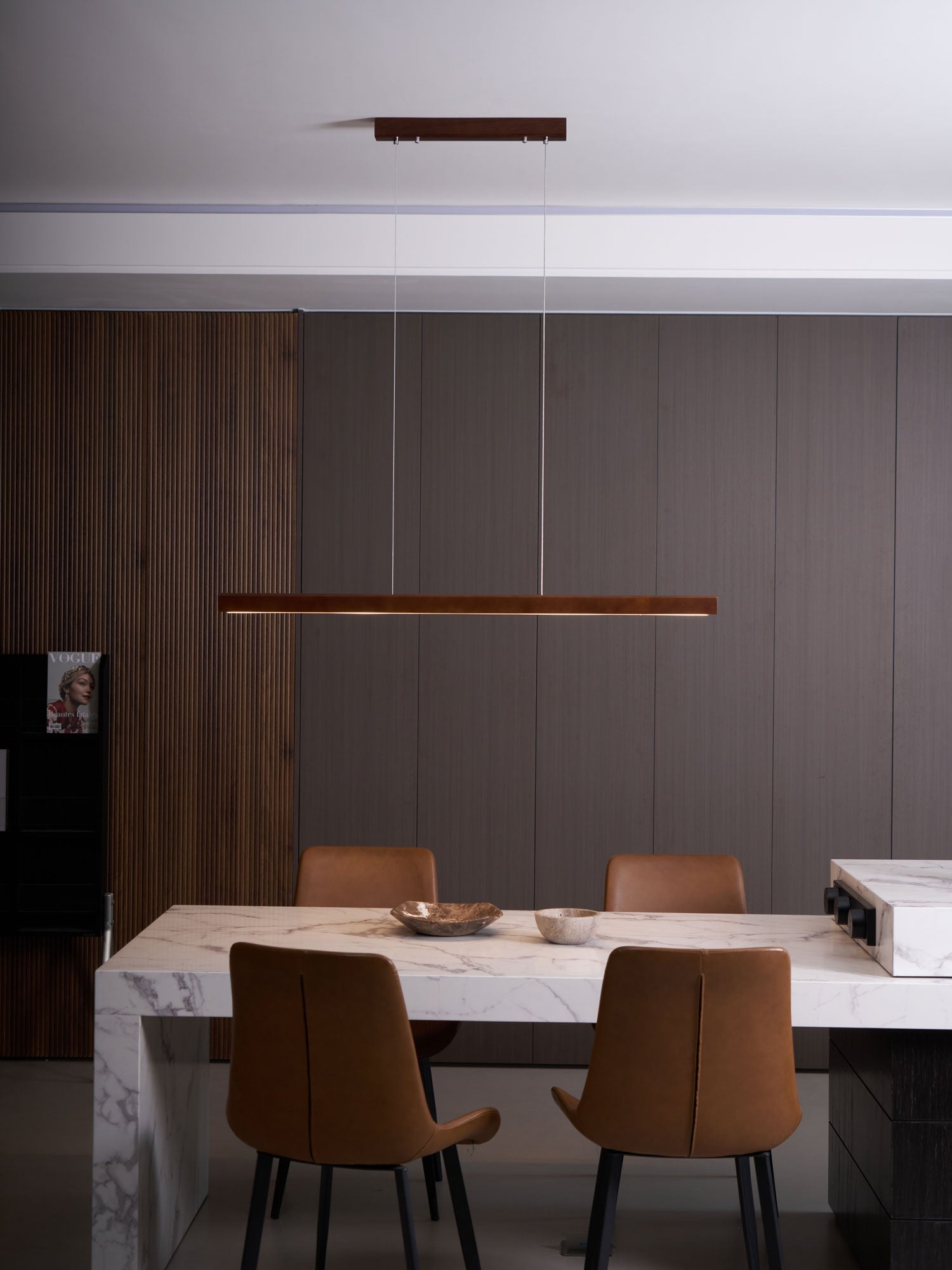 Linear Horizon Pendant Light - Blowlighting