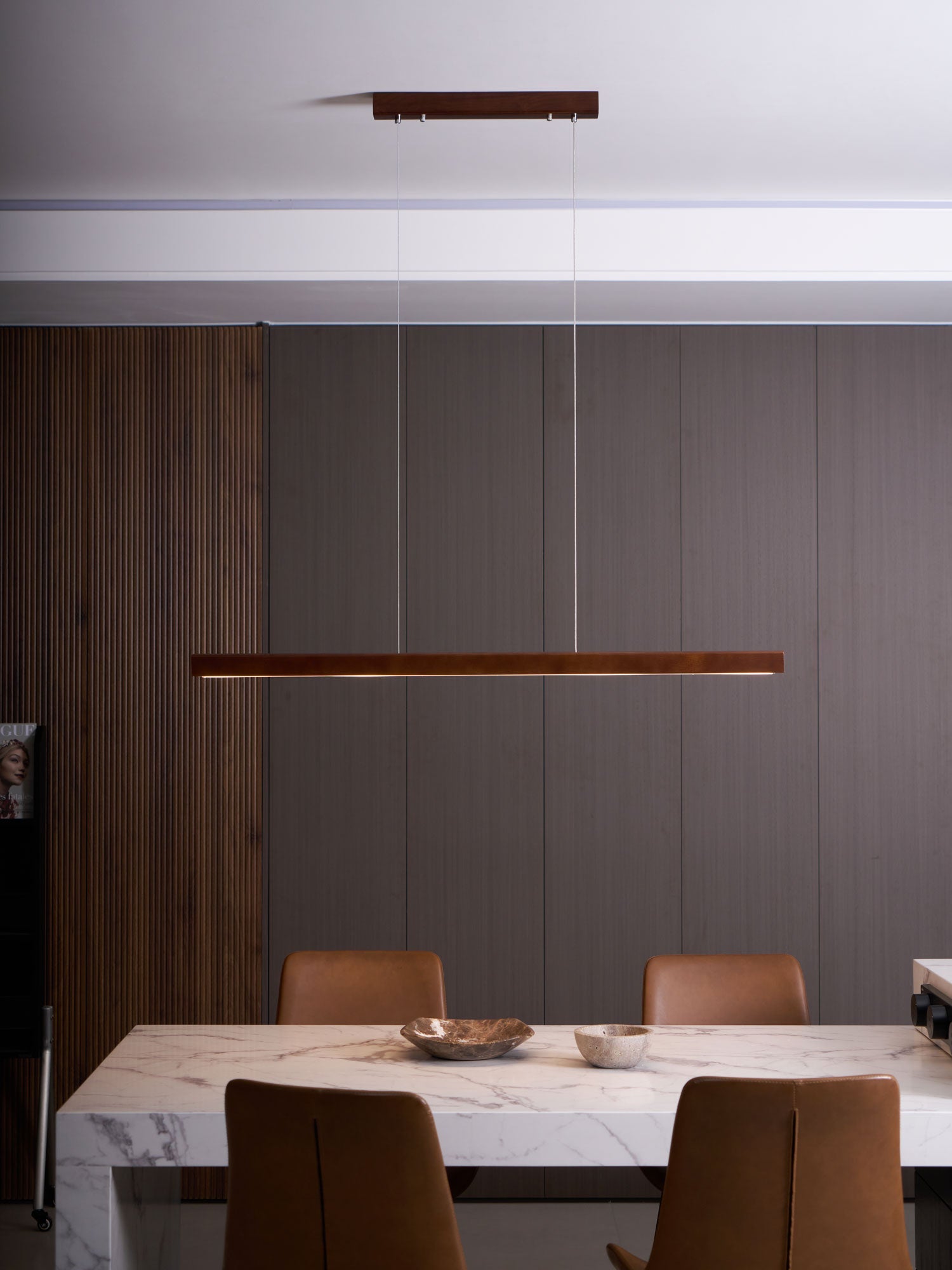 Linear Horizon Pendant Light - Blowlighting