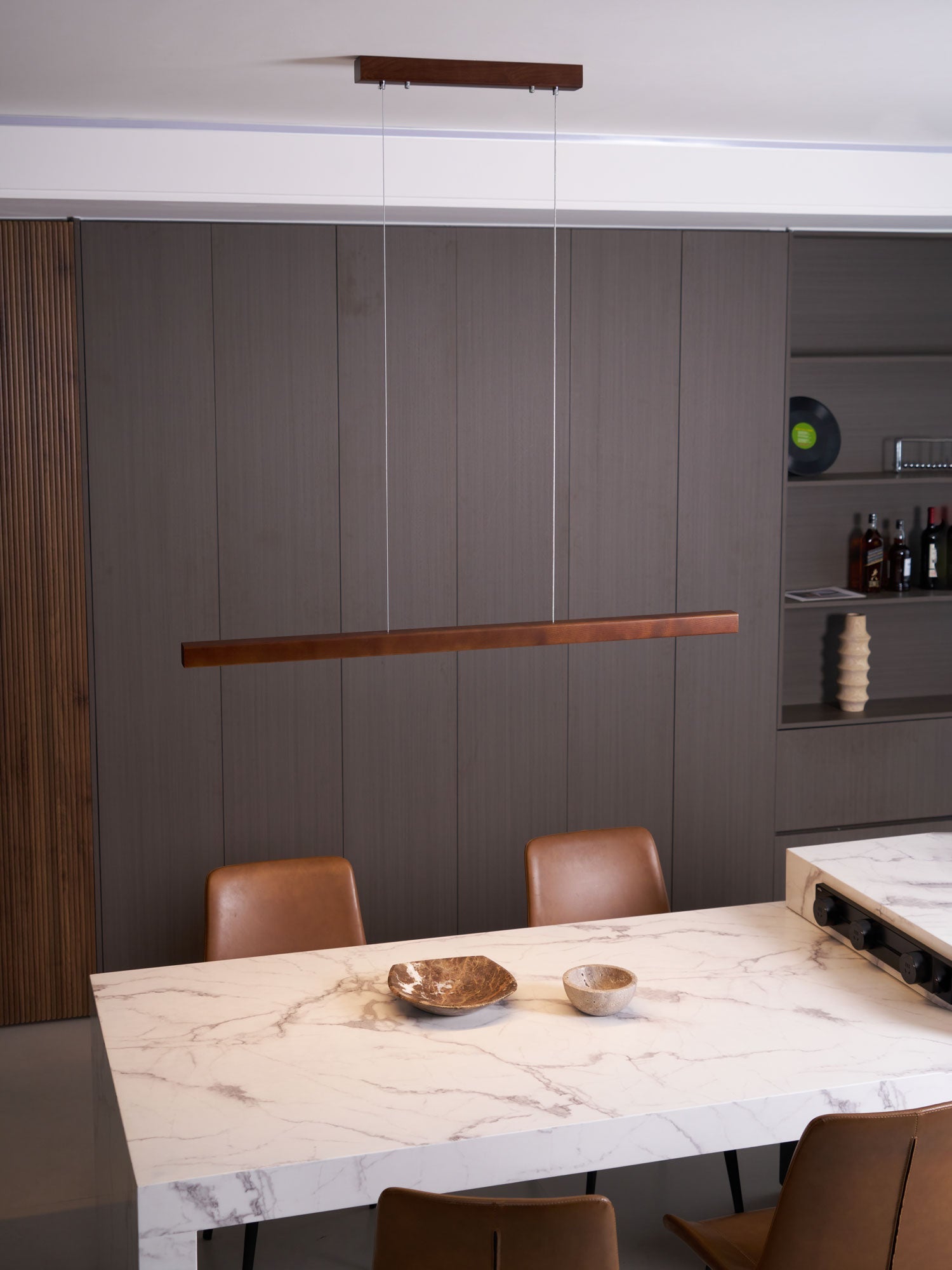 Linear Horizon Pendant Light - Blowlighting