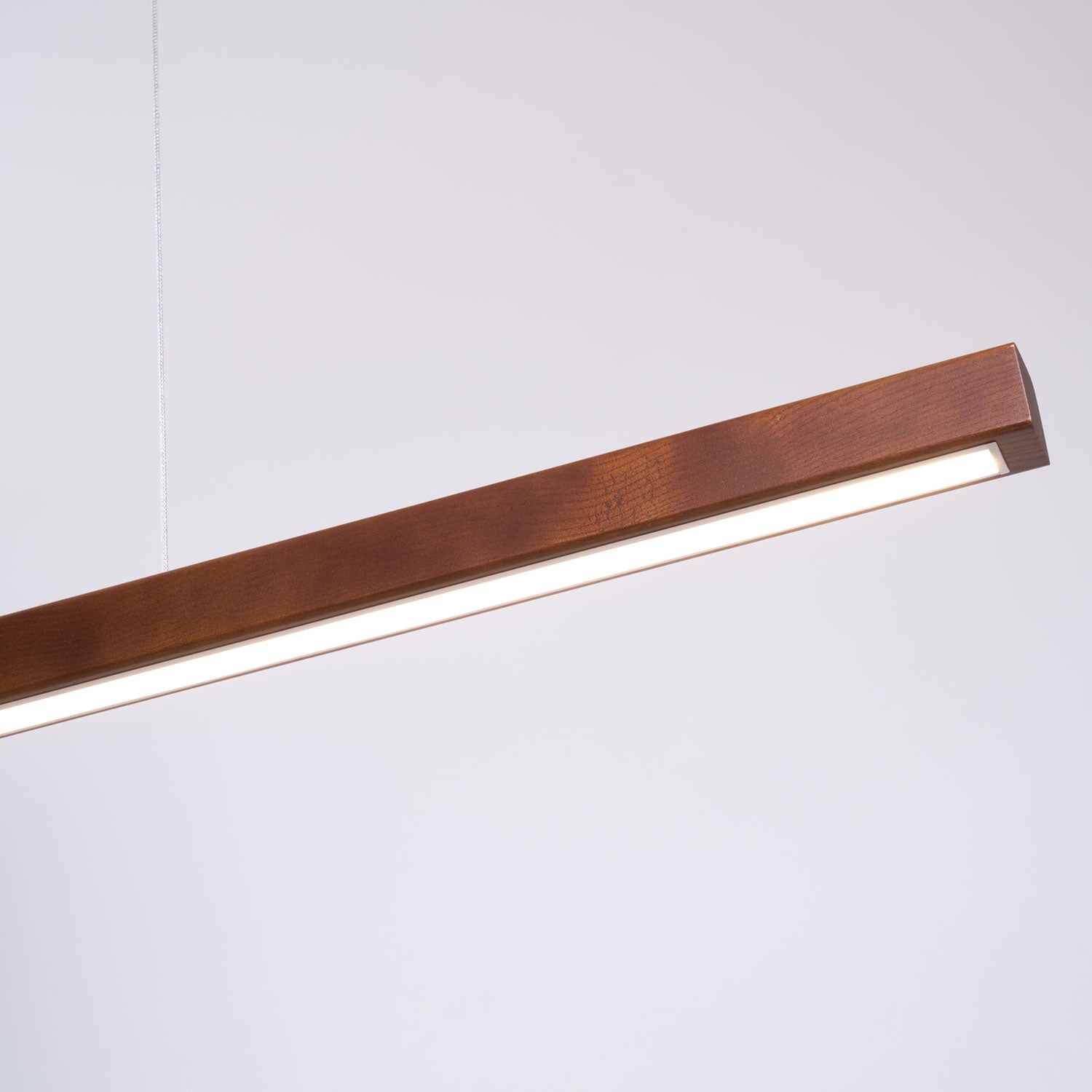 Linear Horizon Pendant Light - Blowlighting