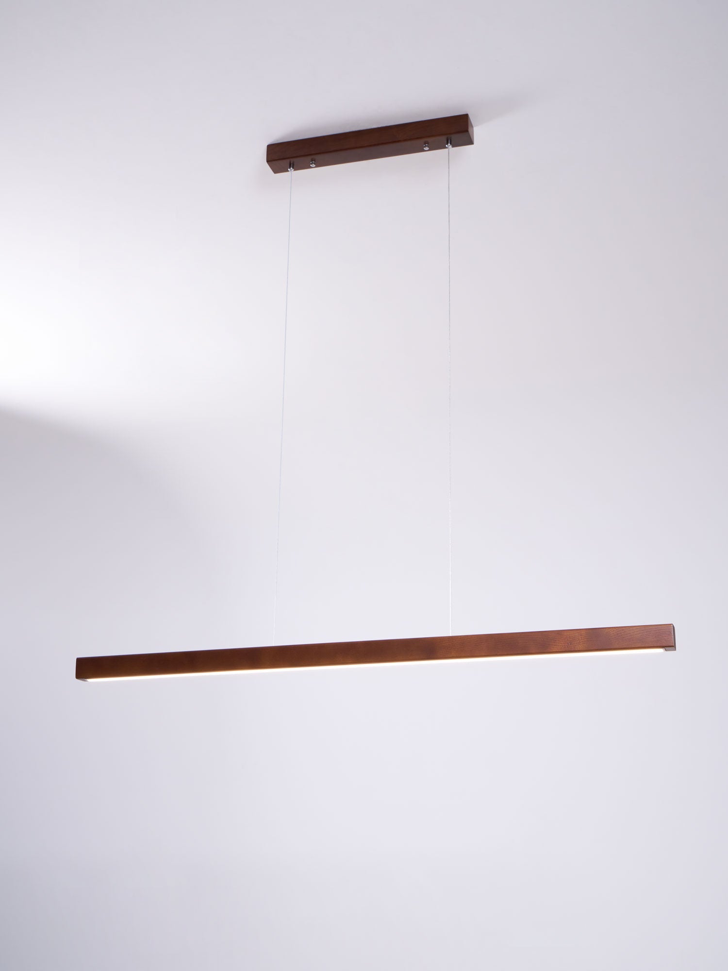 Linear Horizon Pendant Light - Blowlighting