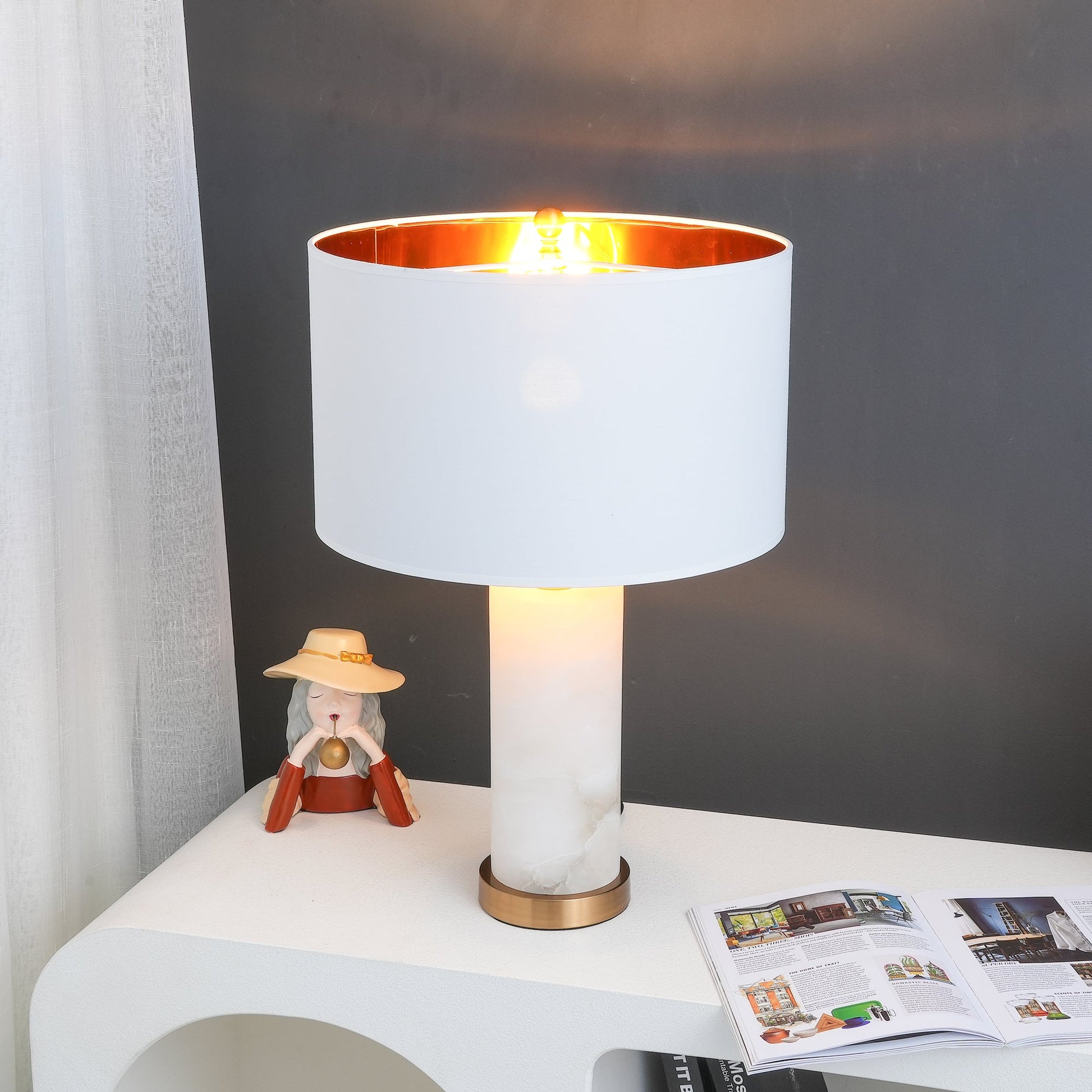 Zosilis Cylindrical Alabaster Table Lamp - Blowlighting