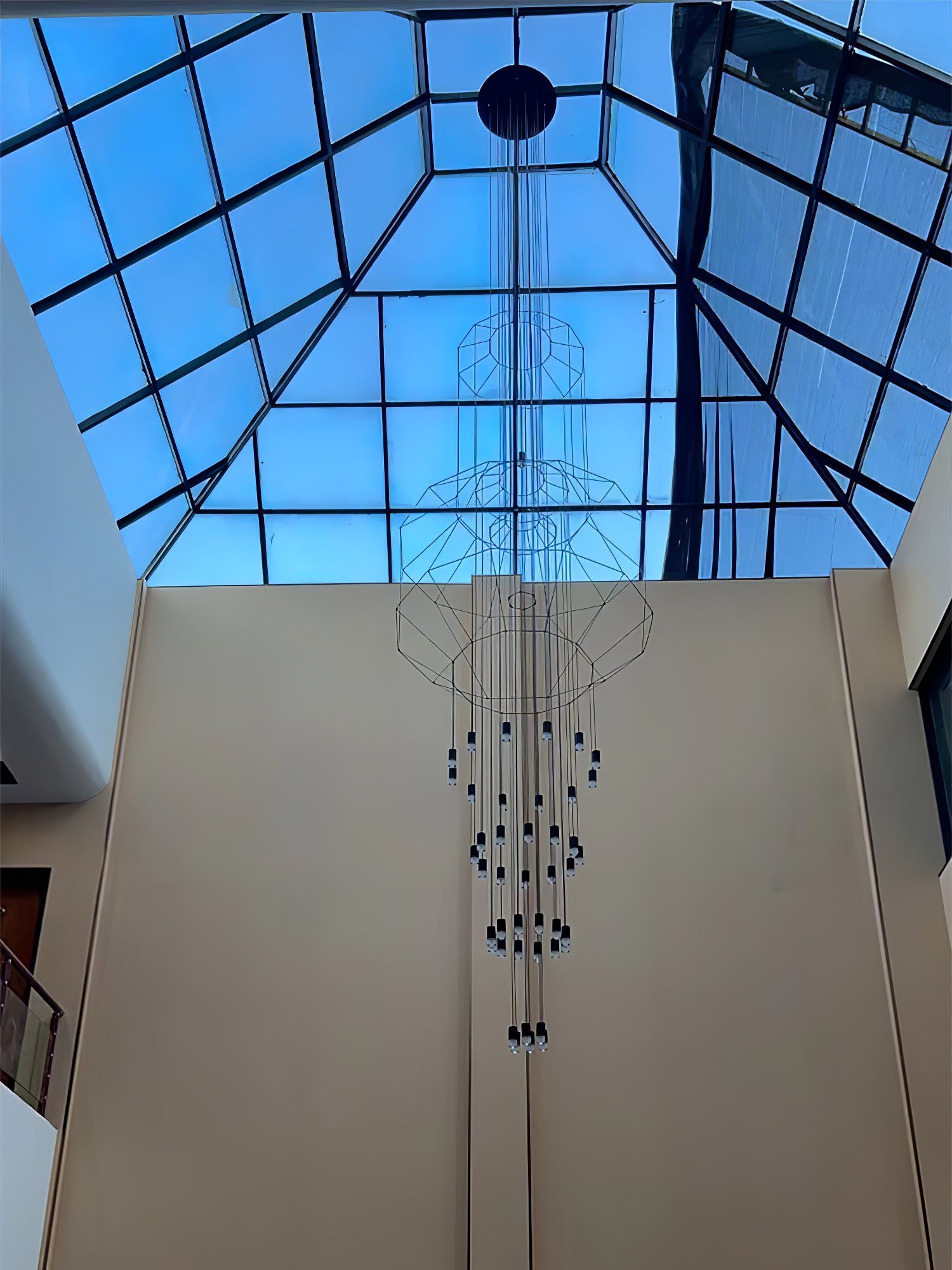 Lines Chandelier - Blowlighting
