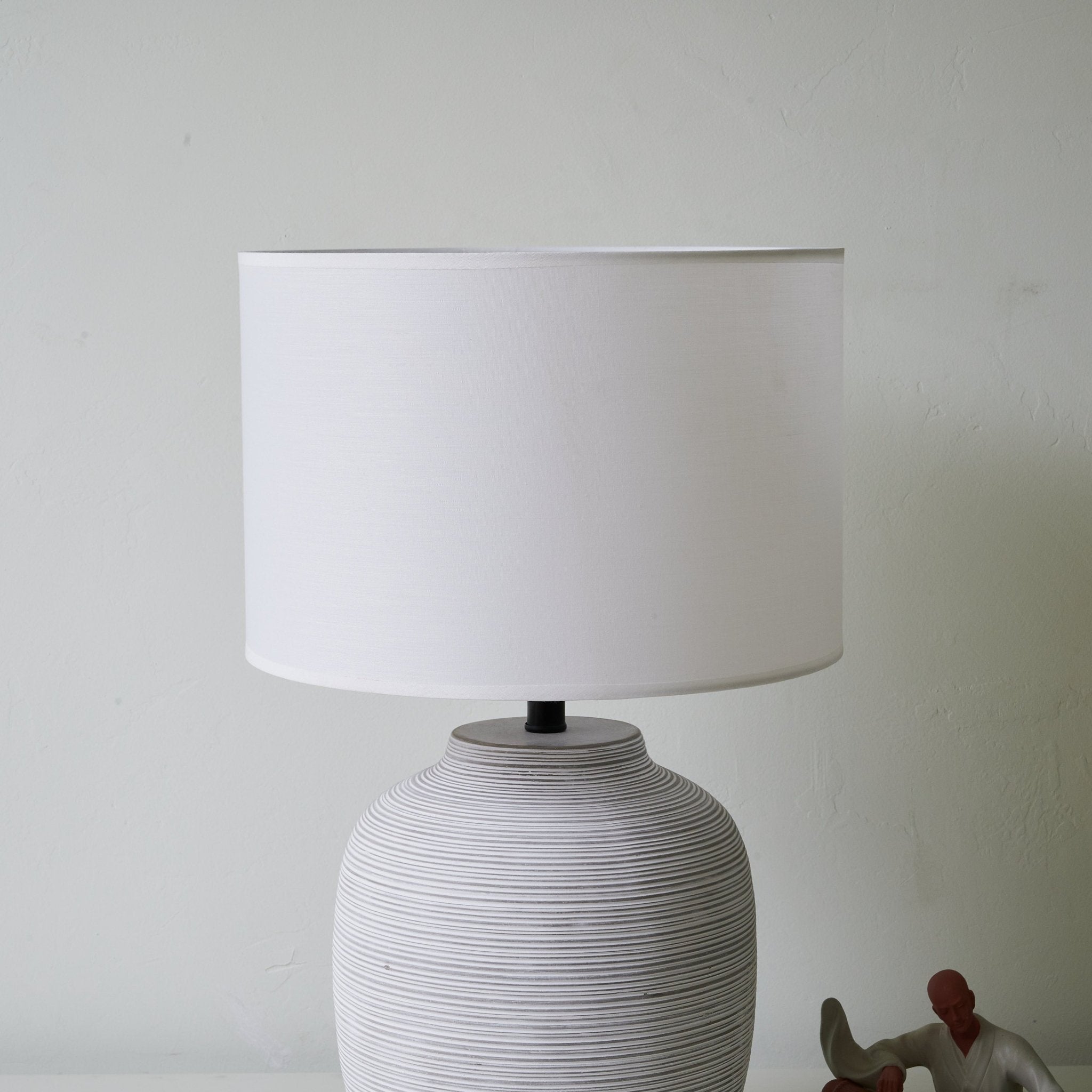Lino Stripe Table Lamp - Blowlighting