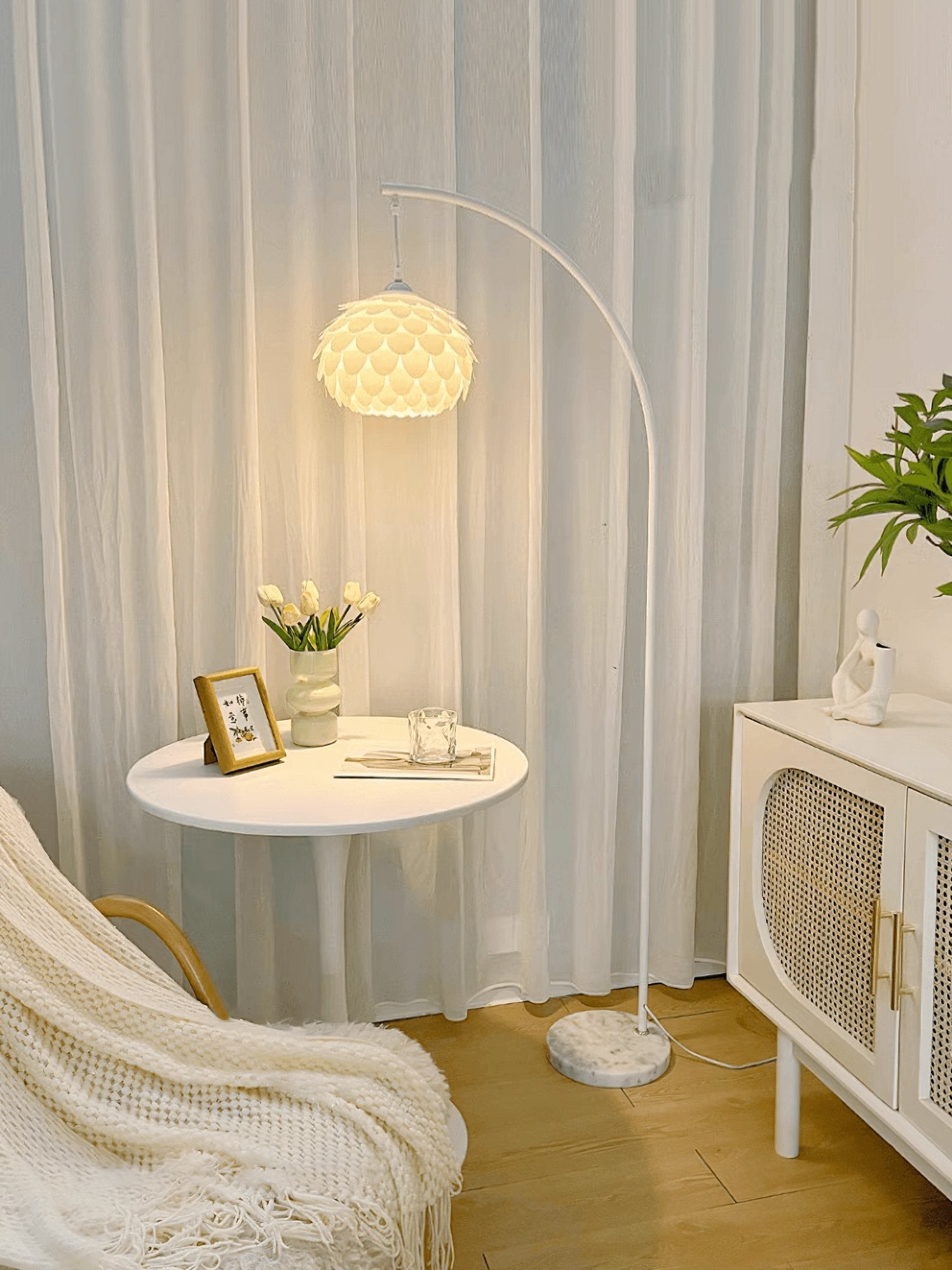 Gordon Modern Metal Floor Lamp - Blowlighting