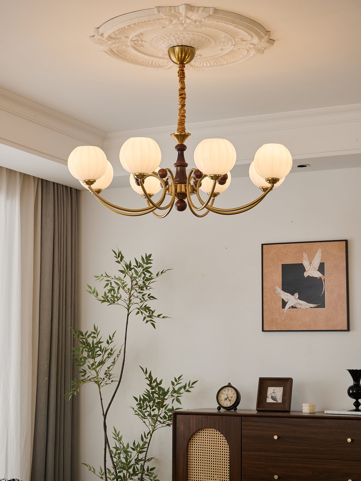 Livia Chandelier - Blowlighting