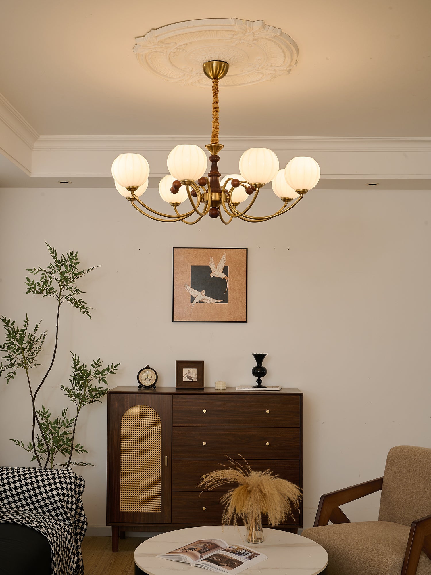 Livia Chandelier - Blowlighting