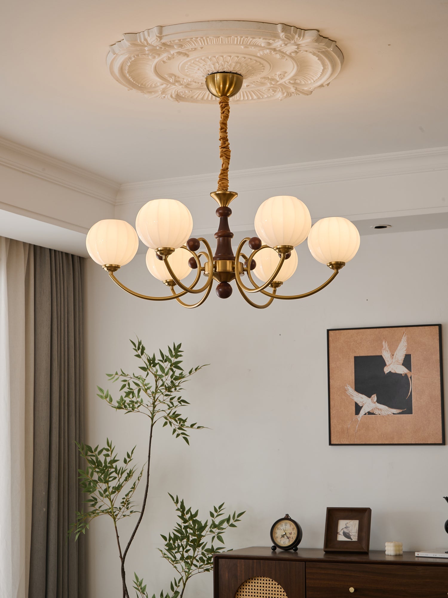 Livia Chandelier - Blowlighting