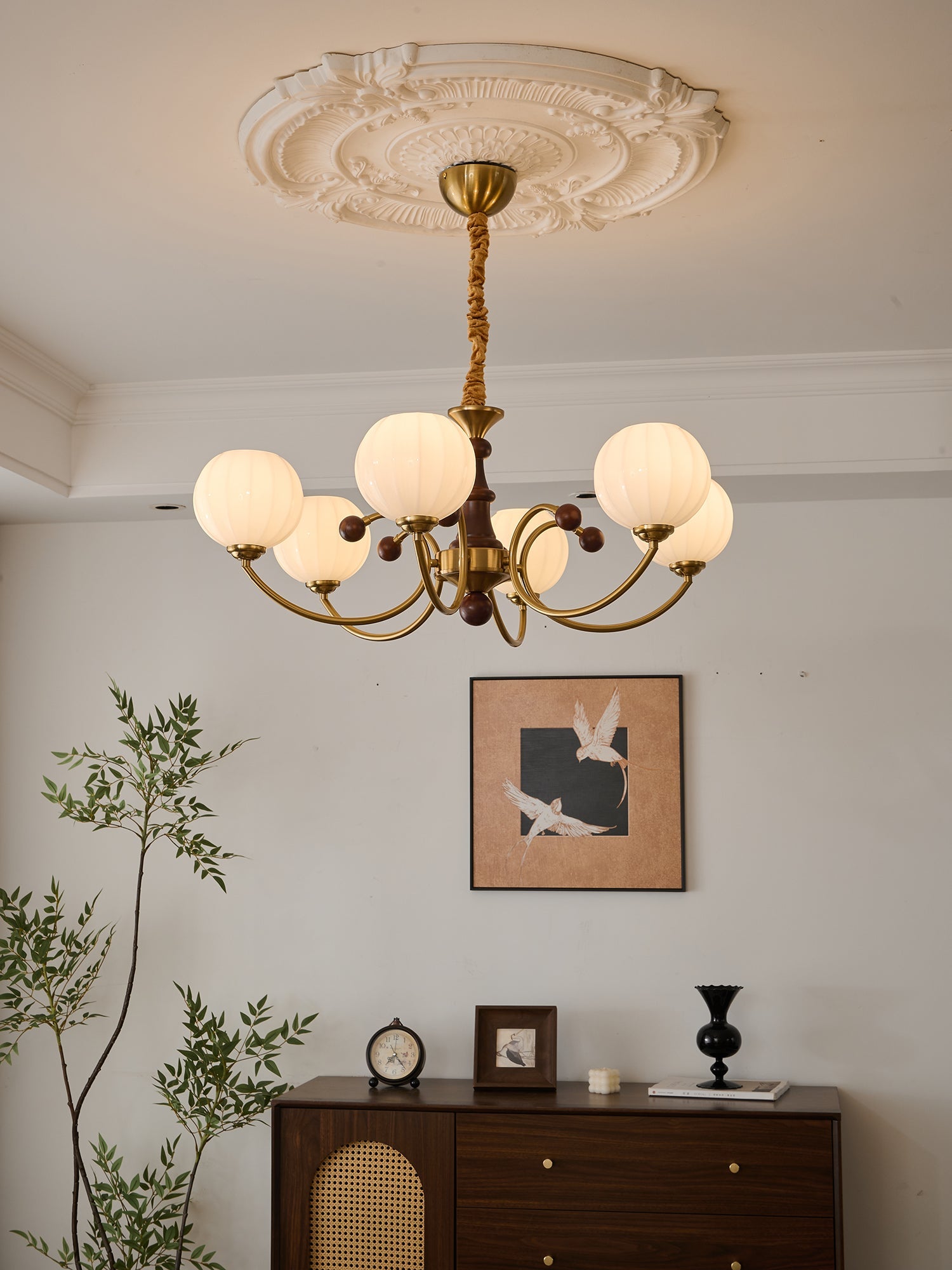Livia Chandelier - Blowlighting