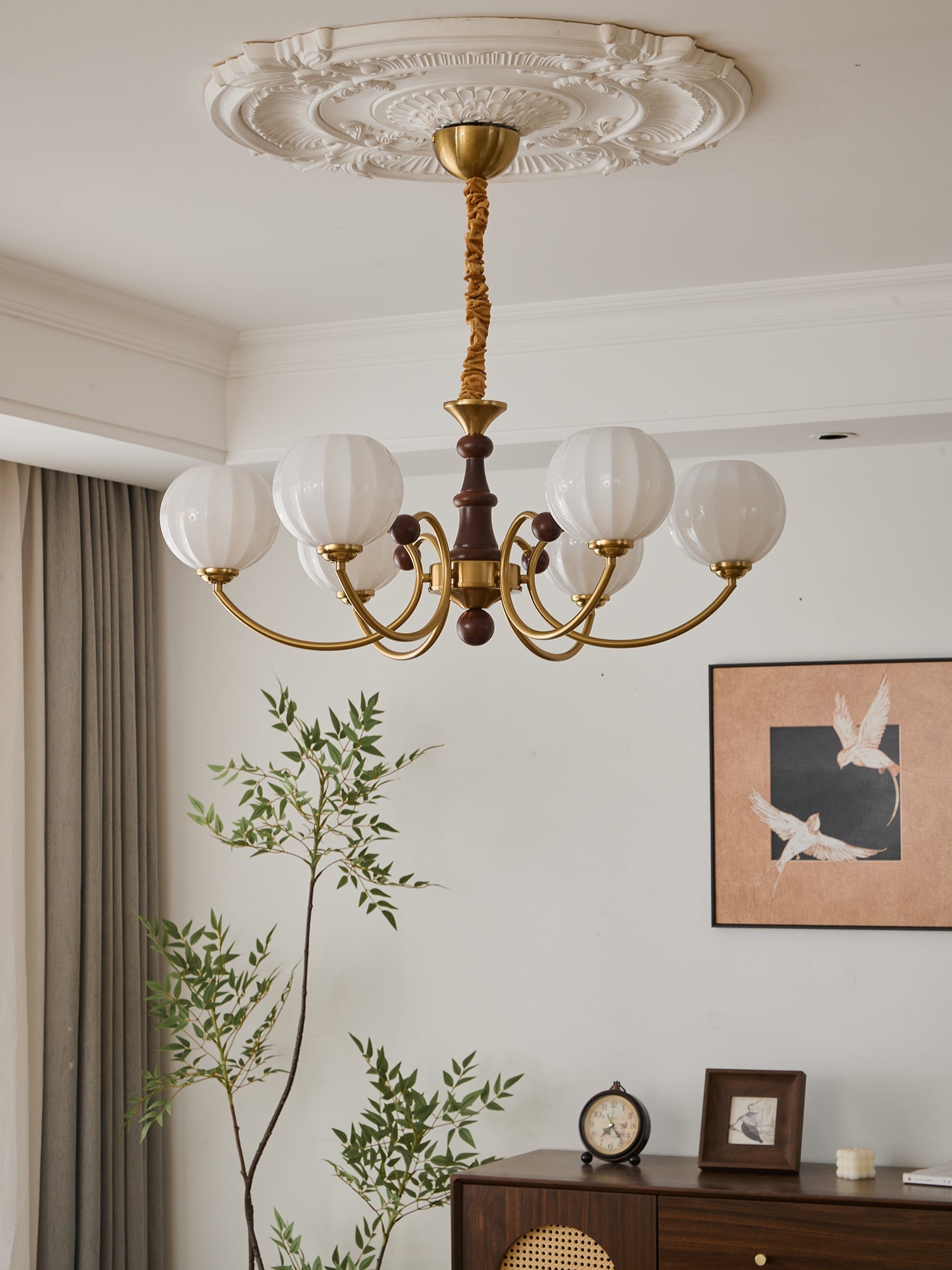 Livia Chandelier - Blowlighting