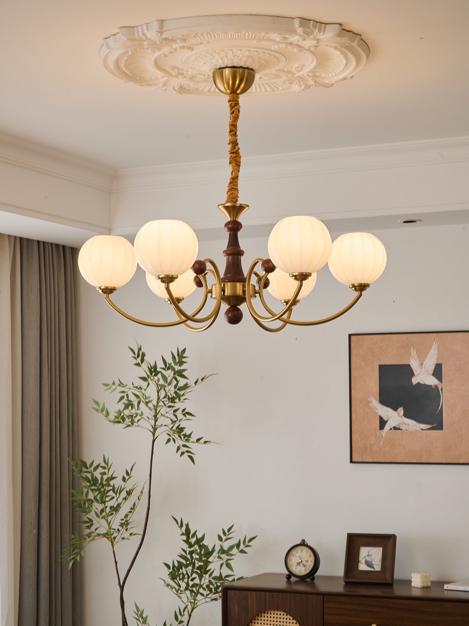 Livia Chandelier - Blowlighting